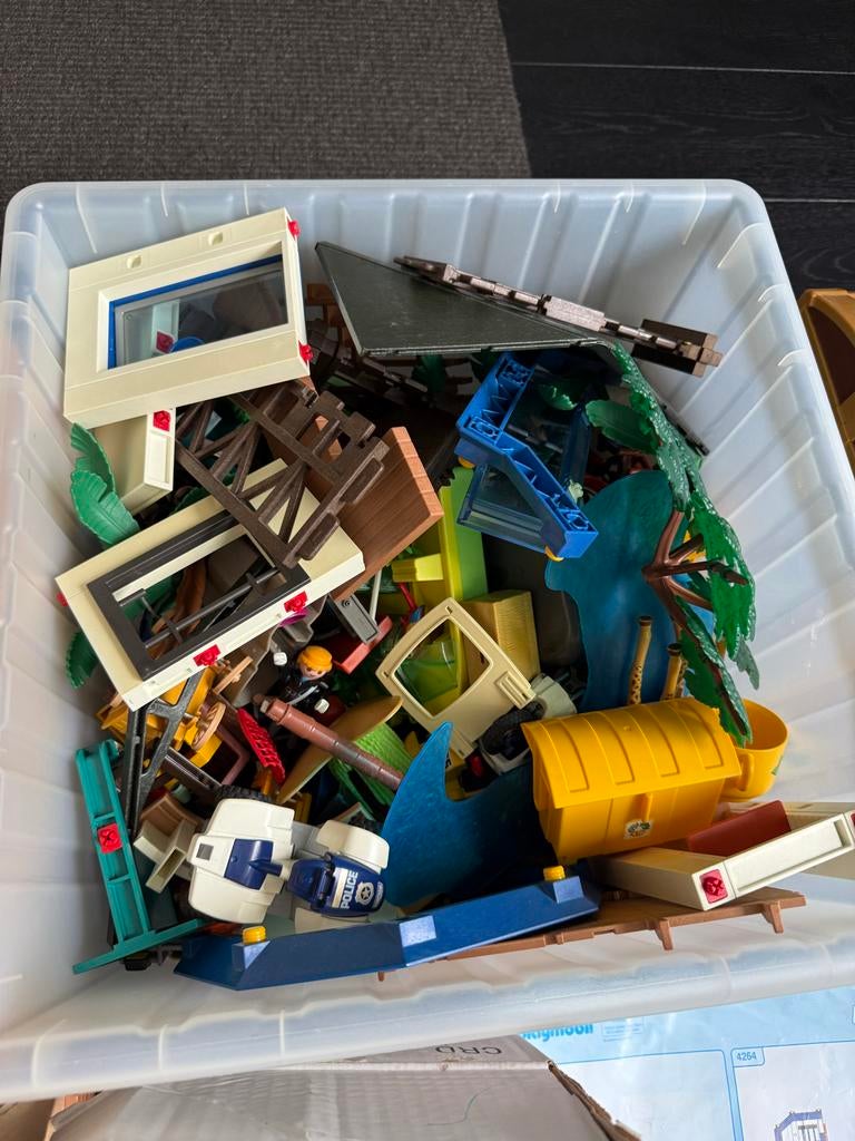 Grote verzameling Playmobil met diverse sets en onderdelen, Ophalen, Gebruikt, Complete set
