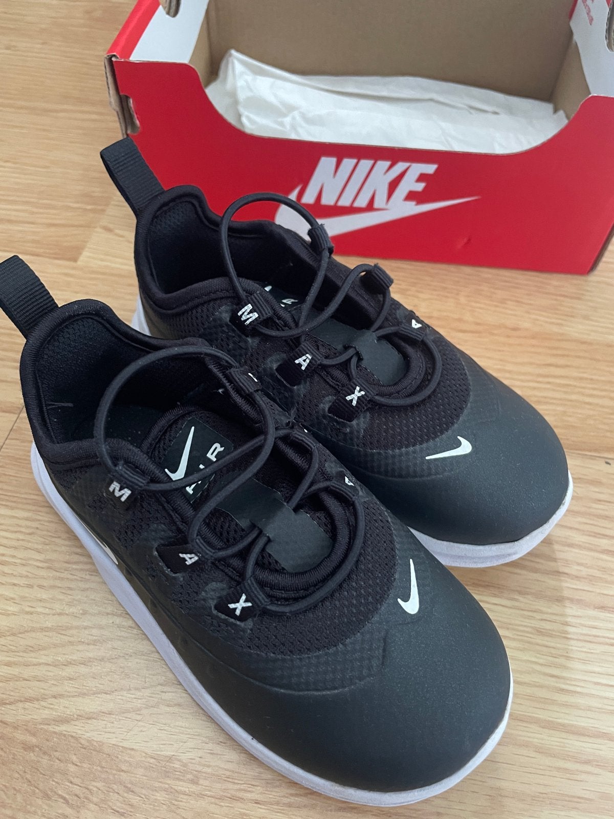 Nike sportschoenen maat 25, zwart, in goede staat, Kinderen en Baby's, Kinderkleding | Schoenen en Sokken, Gebruikt, Ophalen of Verzenden