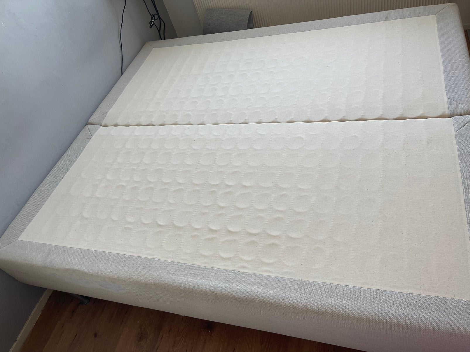 IKEA boxspring Evenskjer 180x200 cm, Huis en Inrichting, Slaapkamer | Boxsprings, Ophalen, Gebruikt, Beige, Tweepersoons