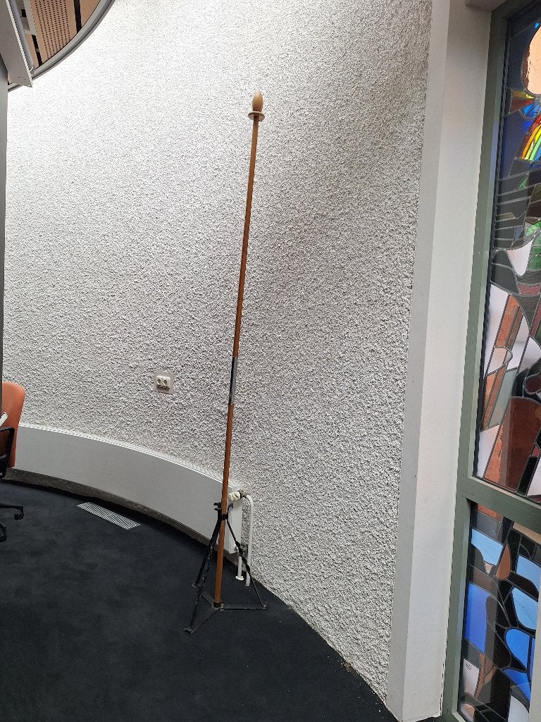 Vlaggenstok op voet voor binnen, Diversen, Ophalen, Gebruikt