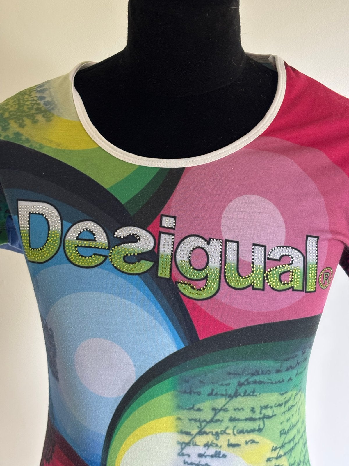 Desigual T-shirt met korte mouwen en kleurrijke print, Meerkleurig, Maat 46/48 (XL) of groter, Ophalen of Verzenden, Zo goed als nieuw