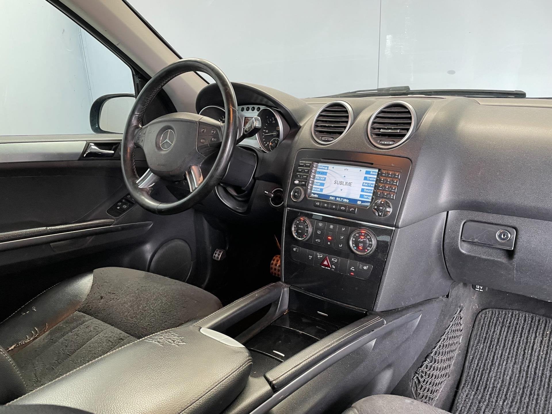 Mercedes-Benz M-klasse 280 CDI Leer Navi Climate+Cruise cont, Auto's, Automaat, Gebruikt, Zwart, 190 pk