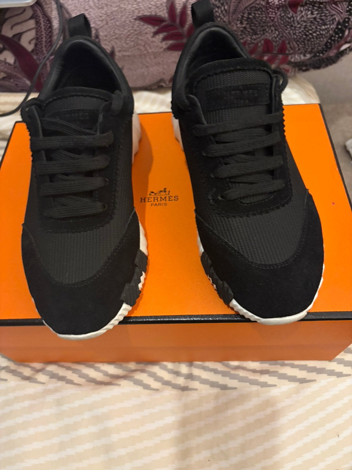 Hermes maat 36, Zwart, Ophalen of Verzenden, Sneakers of Gympen, Zo goed als nieuw
