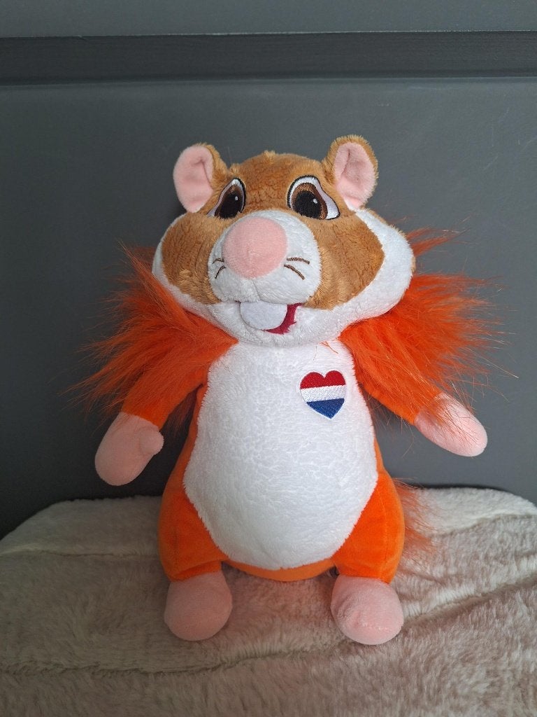 AH hamster oranje met capuchon, Kinderen en Baby's, Speelgoed | Knuffels en Pluche, Albert Heijn, Overige typen, Ophalen of Verzenden