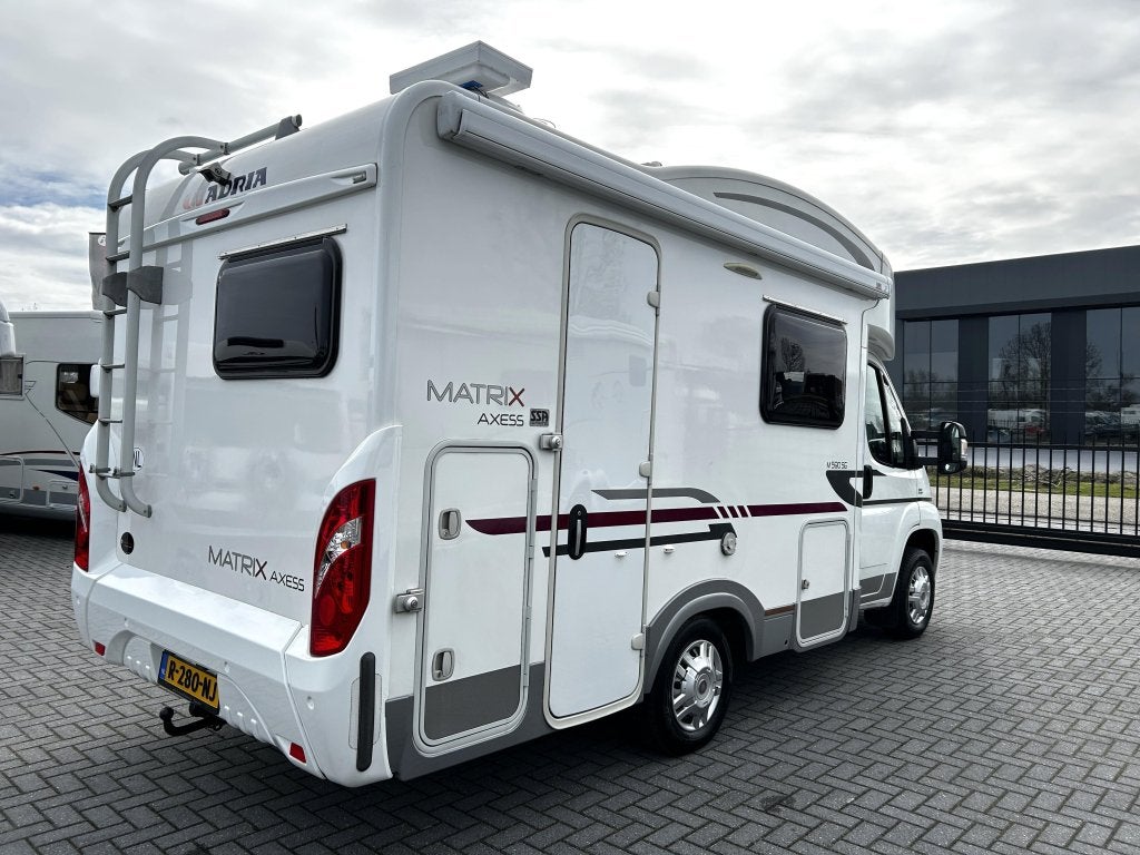 Adria Matrix Axess M 590 SG Hefbed/Euro5/2xAirco/5.99m/2012, Caravans en Kamperen, Fiat, Bedrijf, Tot en met 3, Adria