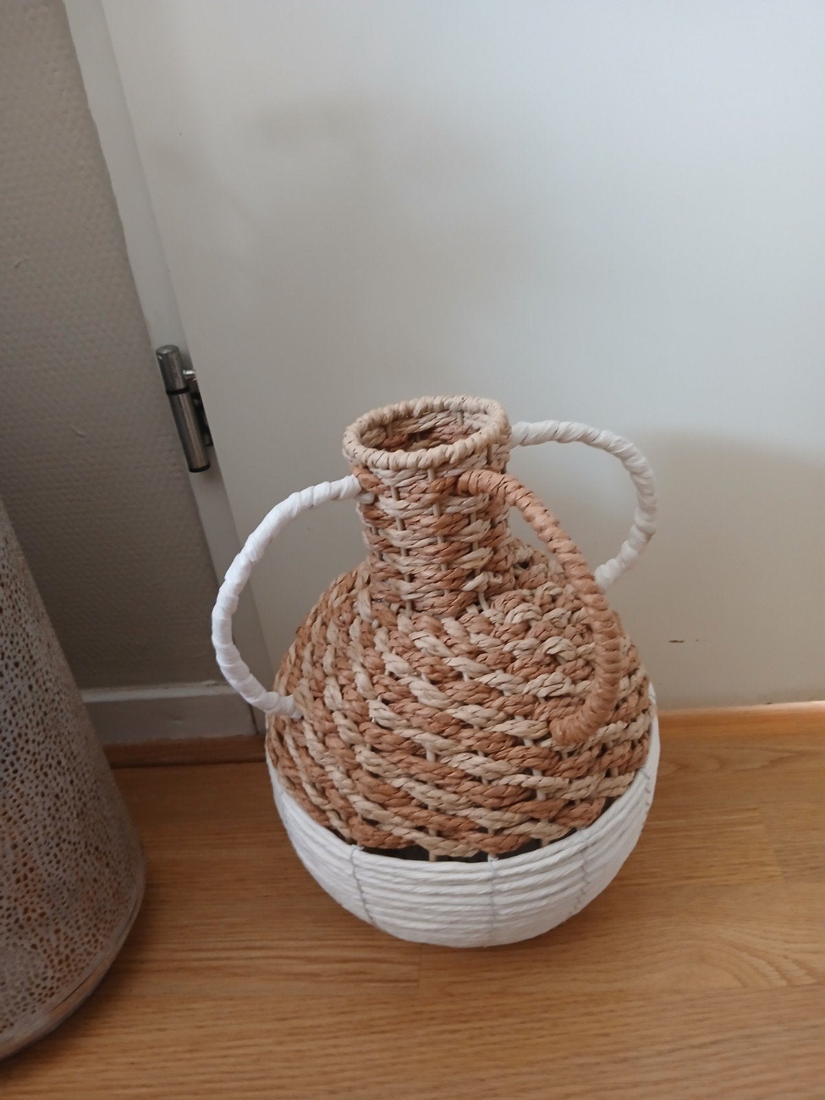 rotan vaas, Ophalen of Verzenden, Zo goed als nieuw