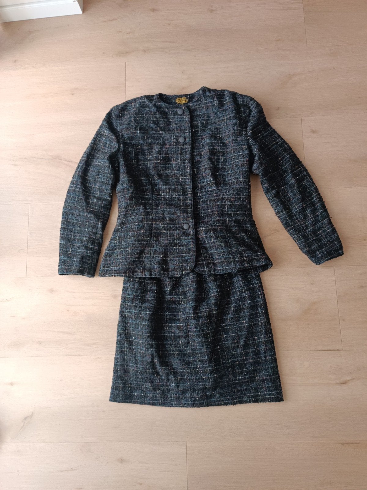 Vintage mantelpakje countdown maat S, Kleding | Dames, Jasjes, Kostuums en Pakken, Gedragen, Kostuum of Pak, Maat 36 (S), Meerkleurig