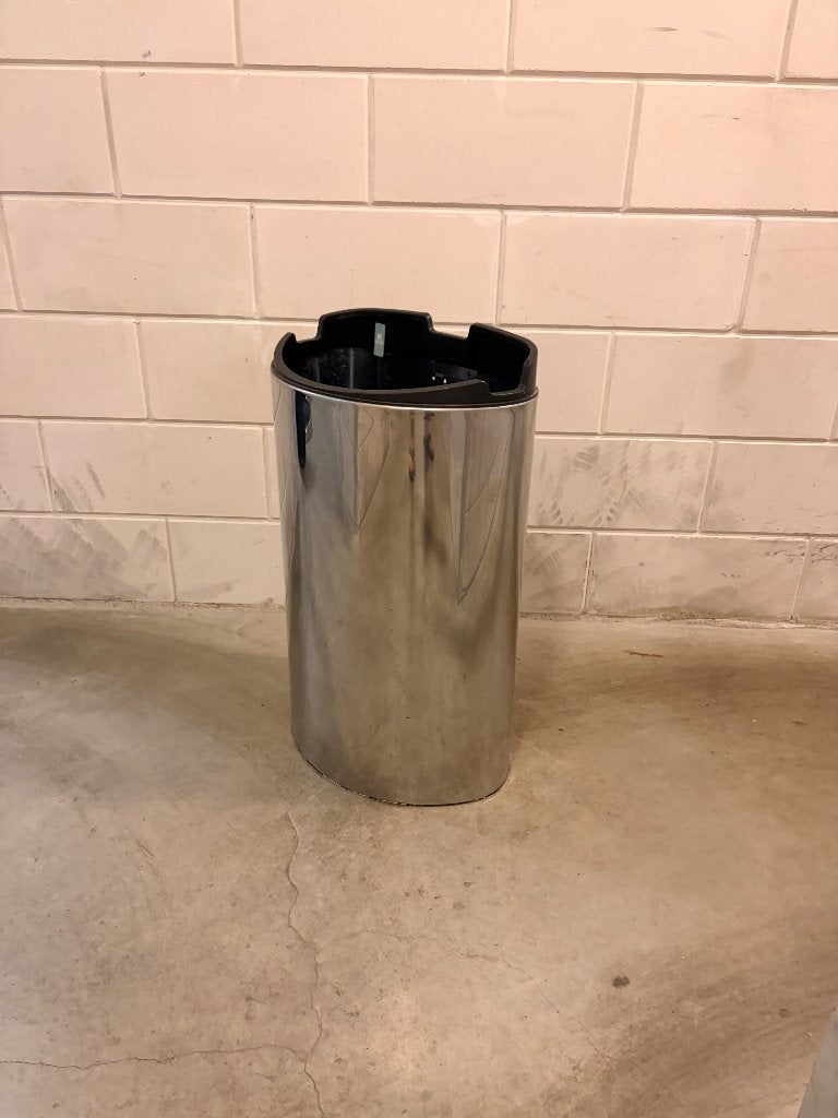 Brabantia Touch Bin afvalemmer 40-50 ltr, 40 liter of meer, Ophalen, Zo goed als nieuw, Rvs