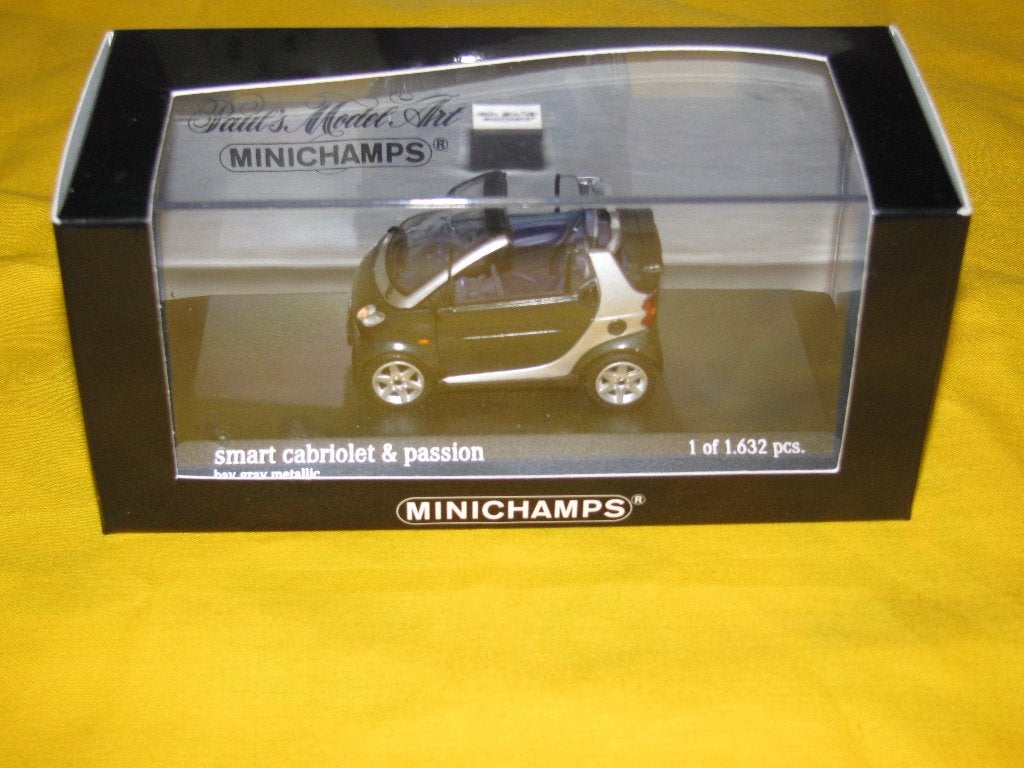 Minichamps Smart Cabriolet & Passion no 430 039001., Ophalen, Nieuw, Auto, MiniChamps
