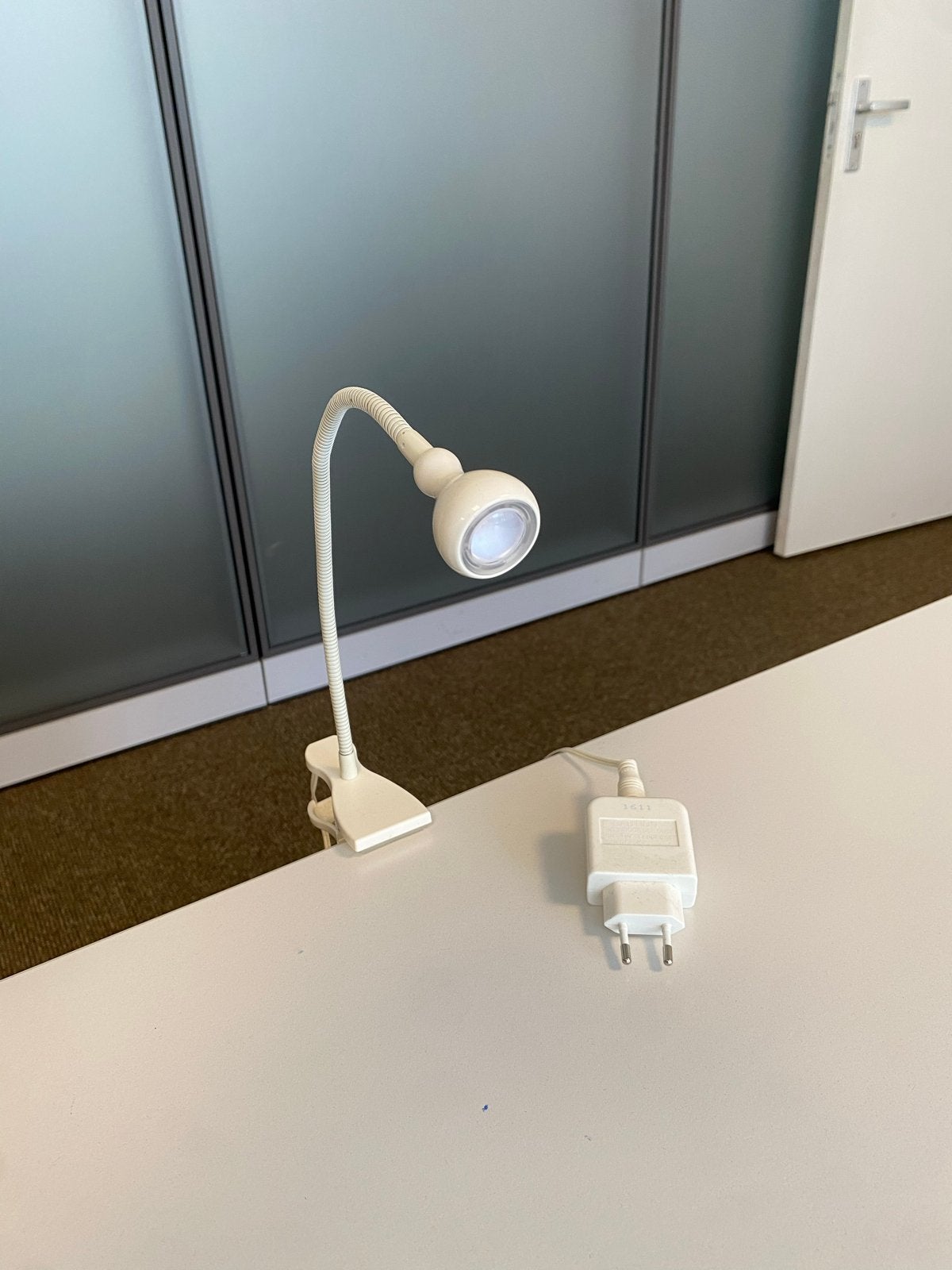 Klemlamp, Ophalen, Gebruikt