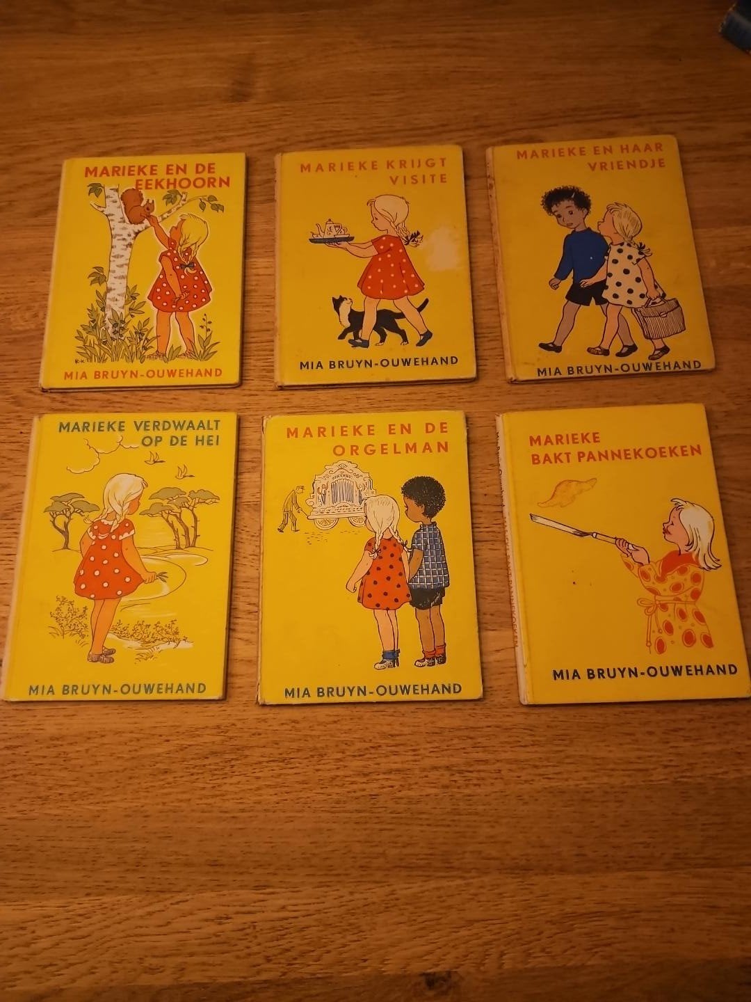 6x Marieke kinderboeken – Mia Bruyn-Ouwehand – vintage, Boeken, Ophalen of Verzenden, Gelezen, Fictie algemeen