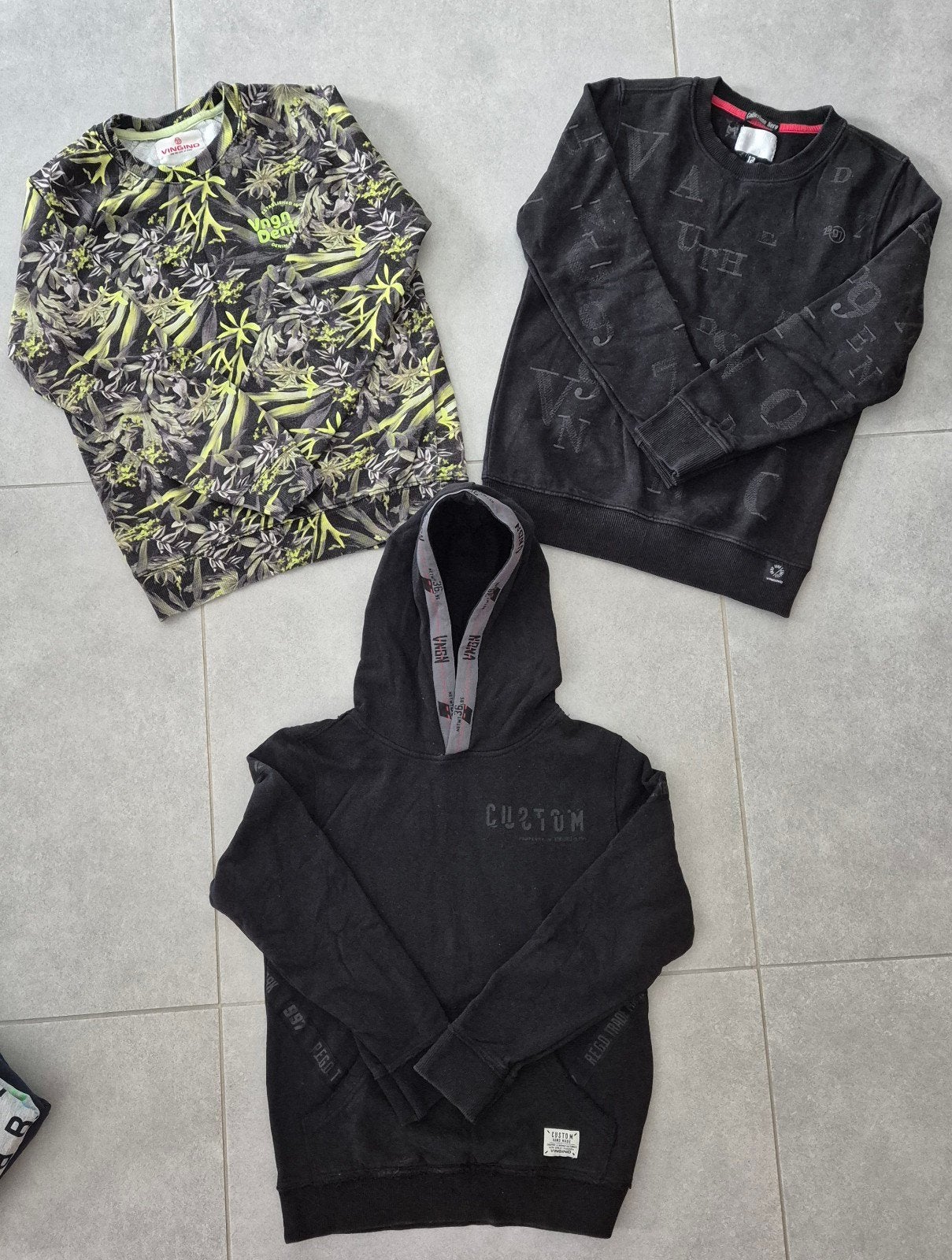 Truien Vingino maat 146/152, Kinderen en Baby's, Kinderkleding | Maat 152, Trui of Vest, Ophalen of Verzenden, Zo goed als nieuw