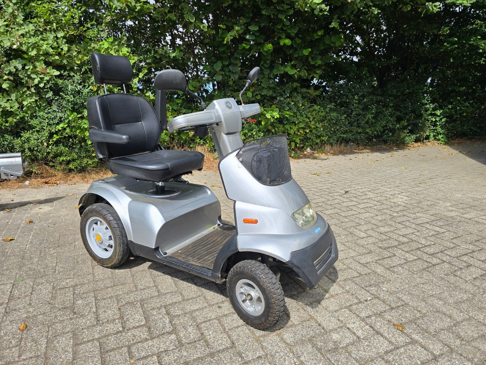 Robuuste Afikim scootmobiel | Grootte NIEUWE accu's, Ophalen, Afikim, Zo goed als nieuw, 46 km of meer