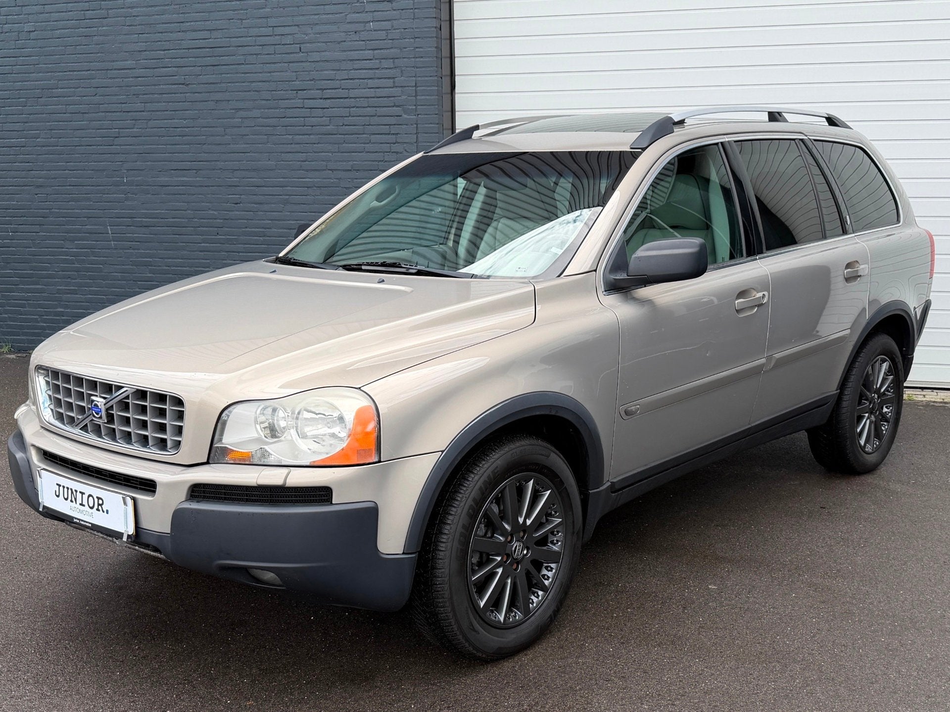 Volvo XC90 2.9 T6 Exclusive 7PERSOONS/PANO/AUTOMAAT/CRUISE/L, Auto's, Volvo, Gebruikt, Beige, 138 €/maand, 7 stoelen