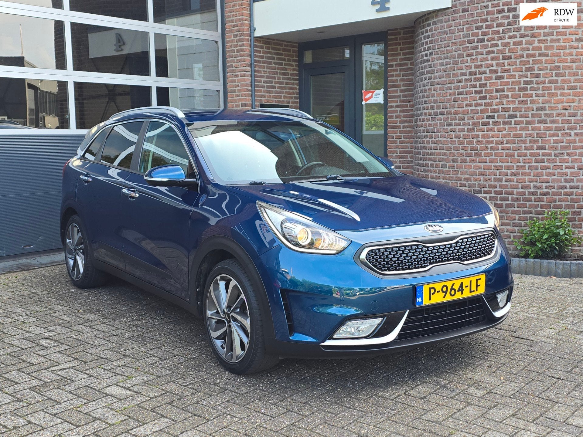 Kia Niro 1.6 GDi Hybrid First Edition Apk |Navi |Camera, Auto's, Kia, Gebruikt, Euro 6, Blauw, Leder en Stof