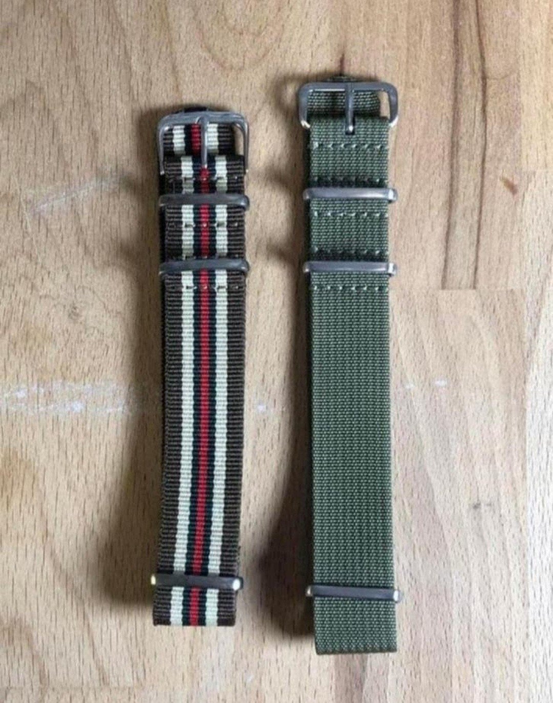 2x 20mm Nato Horlogebandjes olijfgroen militair bruin rood, Ophalen of Verzenden, Gebruikt