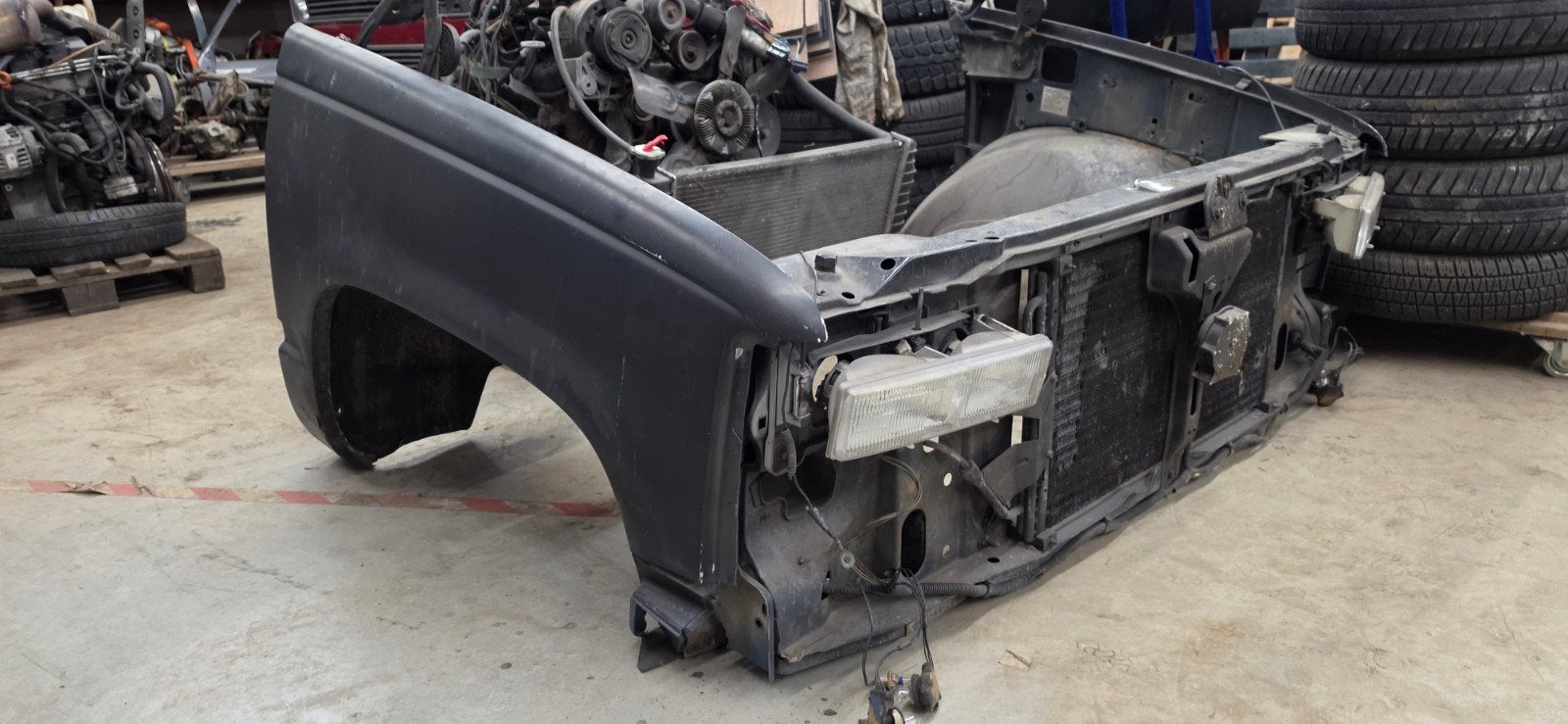 Spatbord Spatborden voor Chevrolet GMc c/k Suburban, Ophalen, Gebruikt, Voor, Chevrolet