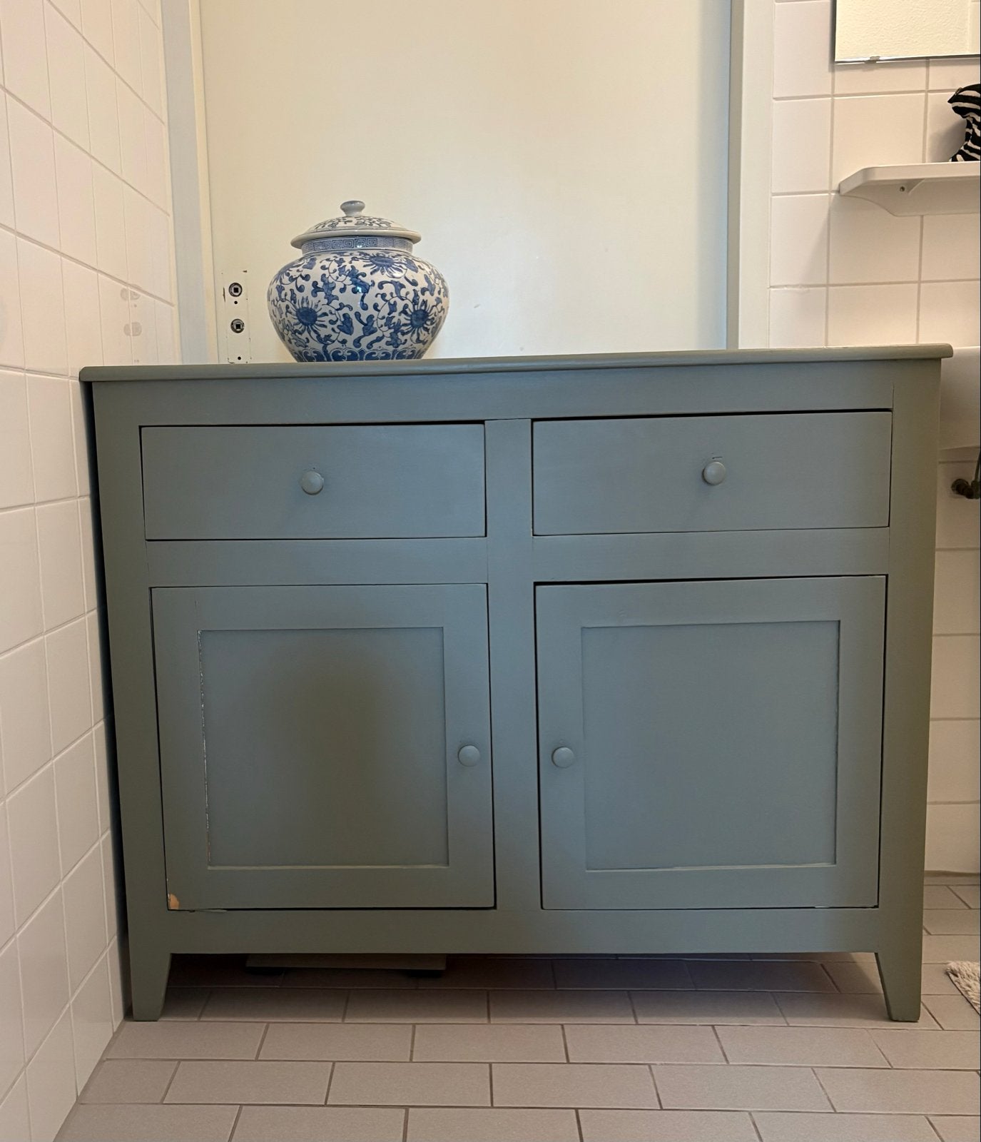 Groen kastje met lades en deuren, Ophalen, Gebruikt, Overige houtsoorten, 50 tot 75 cm