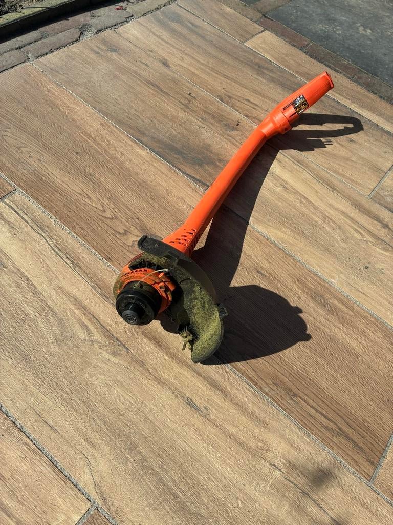 Black & Decker grastrimmer, Ophalen, Zo goed als nieuw, 10 tot 30 cm, Elektrisch