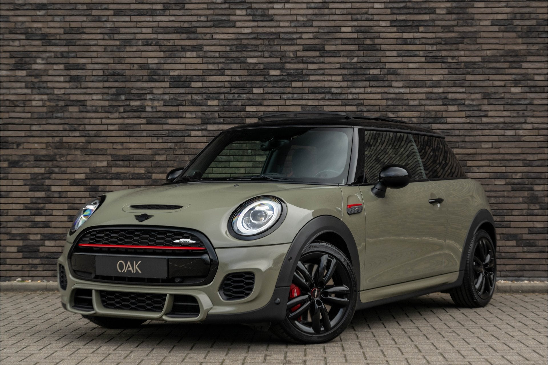 MINI 3-deurs 2.0 John Cooper Works F1 Aut. | Navi | Carplay, Auto's, Gebruikt, 4 cilinders, 4 stoelen, 231 pk