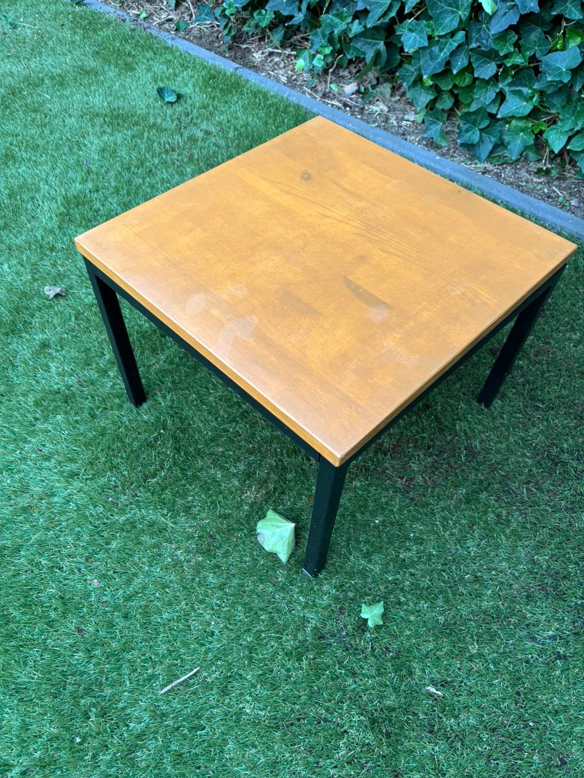Bijzettafel Industrieel, Huis en Inrichting, Tafels | Bijzettafels, Minder dan 45 cm, Minder dan 55 cm, Metaal of Aluminium, Ophalen of Verzenden