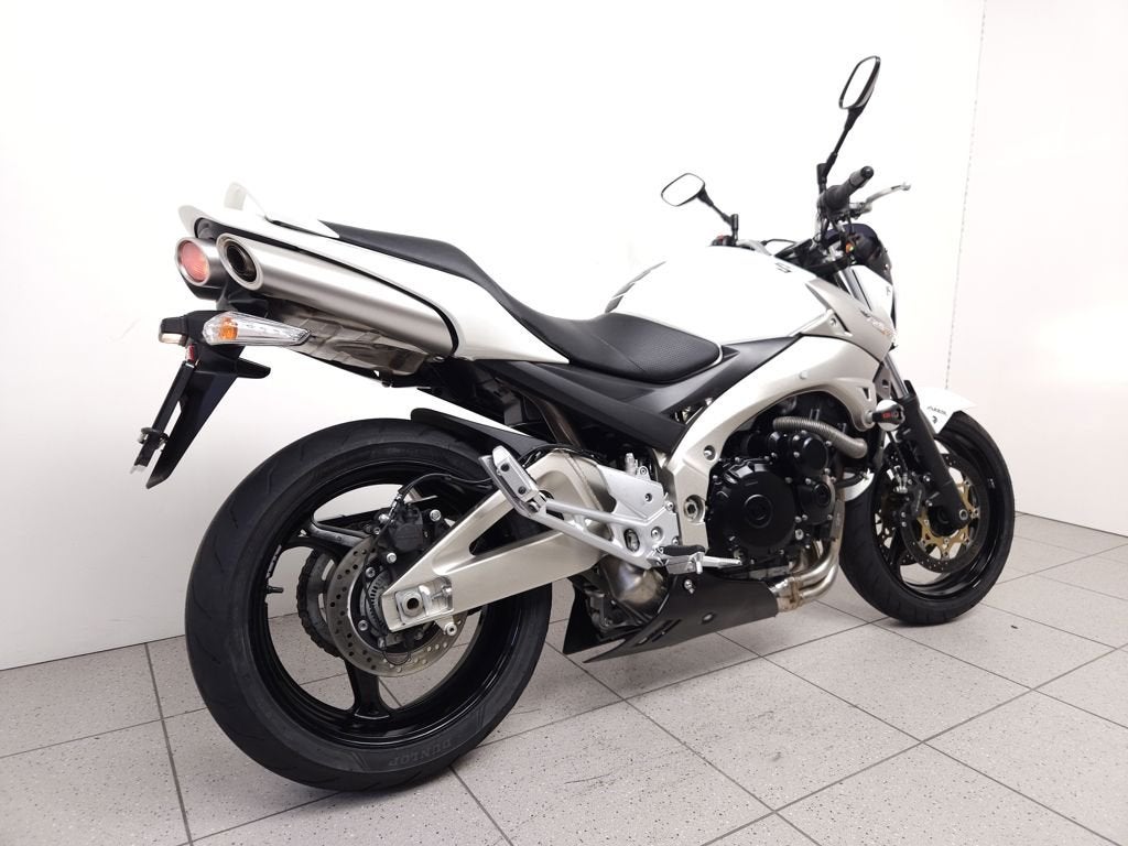 SUZUKI GSR 600 A, Meer dan 35 kW, Naked bike, Gebruikt, Bedrijf