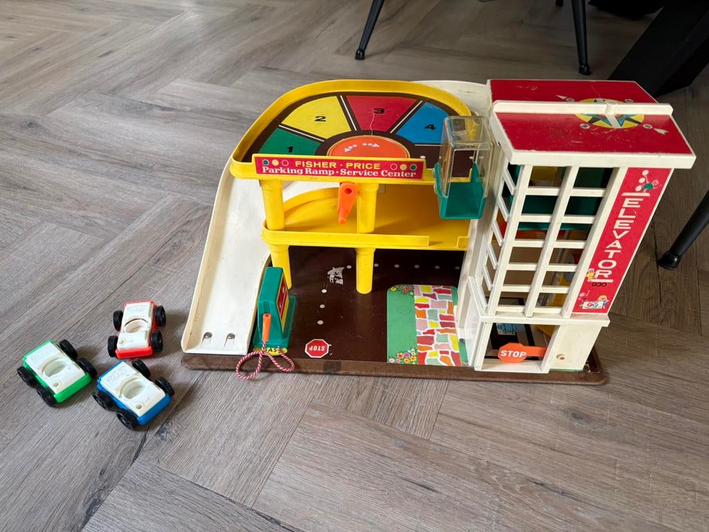 Mooie Fisherprice garage met 3 autoojes, Ophalen of Verzenden, Gebruikt