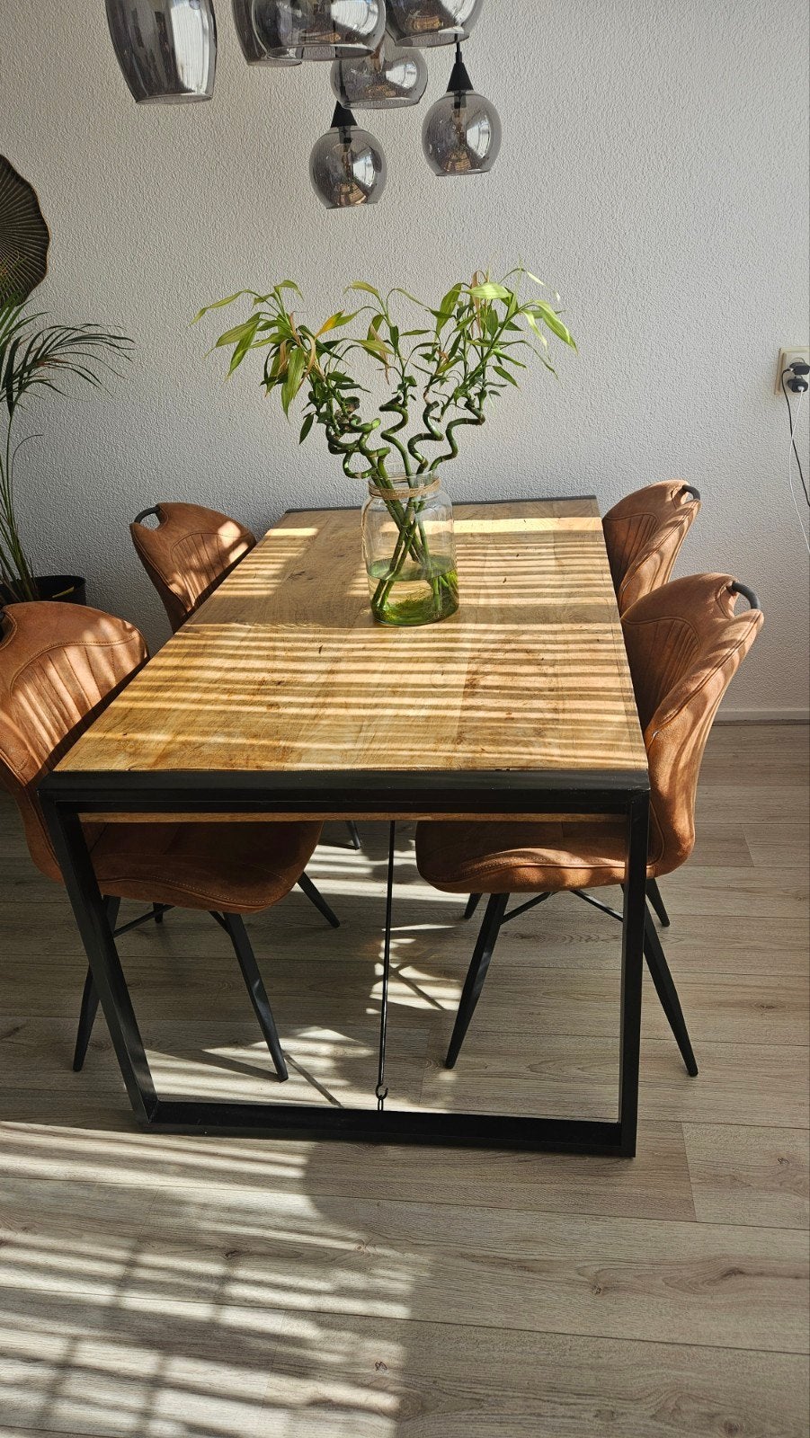 Industriële eettafel met 4 stoelen – 160x90 cm, Huis en Inrichting, Tafels | Eettafels, Ophalen, 50 tot 100 cm, Zo goed als nieuw