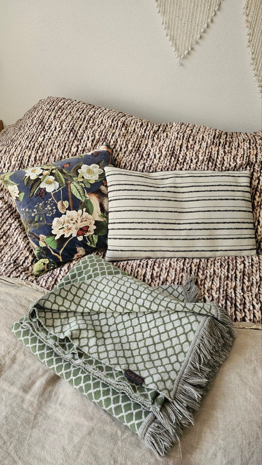 Claudi Sierkussens en Plaid met Jungle Print Kussen, Meerkleurig, Inclusief binnenkussen, Vierkant, Ophalen of Verzenden