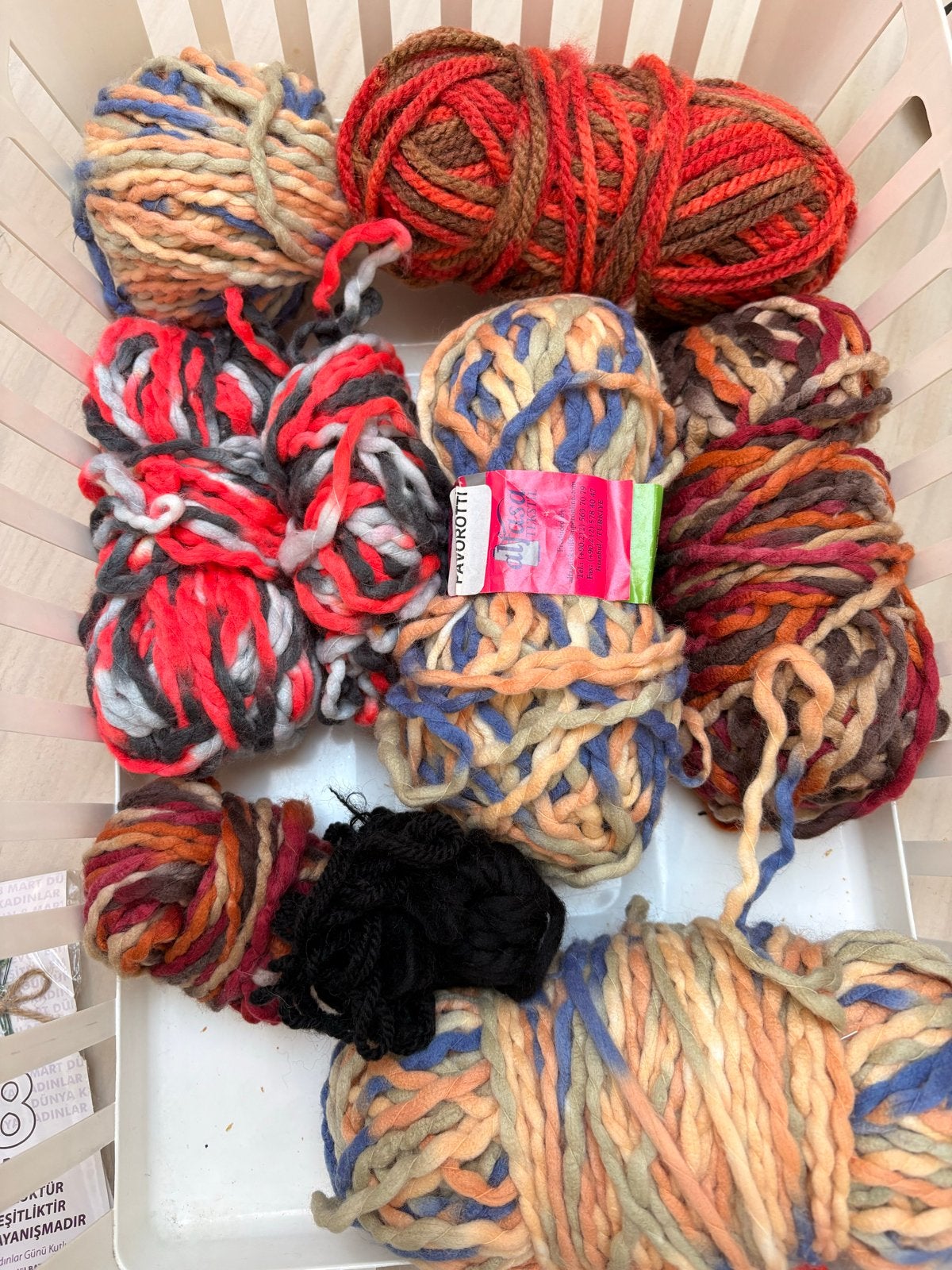 Diverse Brei- en Haakgaren - Polyester & Wol Mix, Hobby en Vrije tijd, Verzenden, Gebruikt, Breien of Haken, Wol of Garen