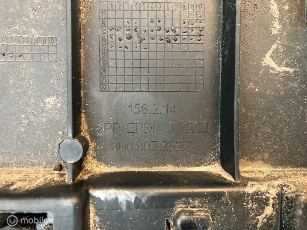 Achterbumper audi q3 8u0807385c Origineel, Auto-onderdelen, Gebruikt, Ophalen of Verzenden, Achter, Bumper