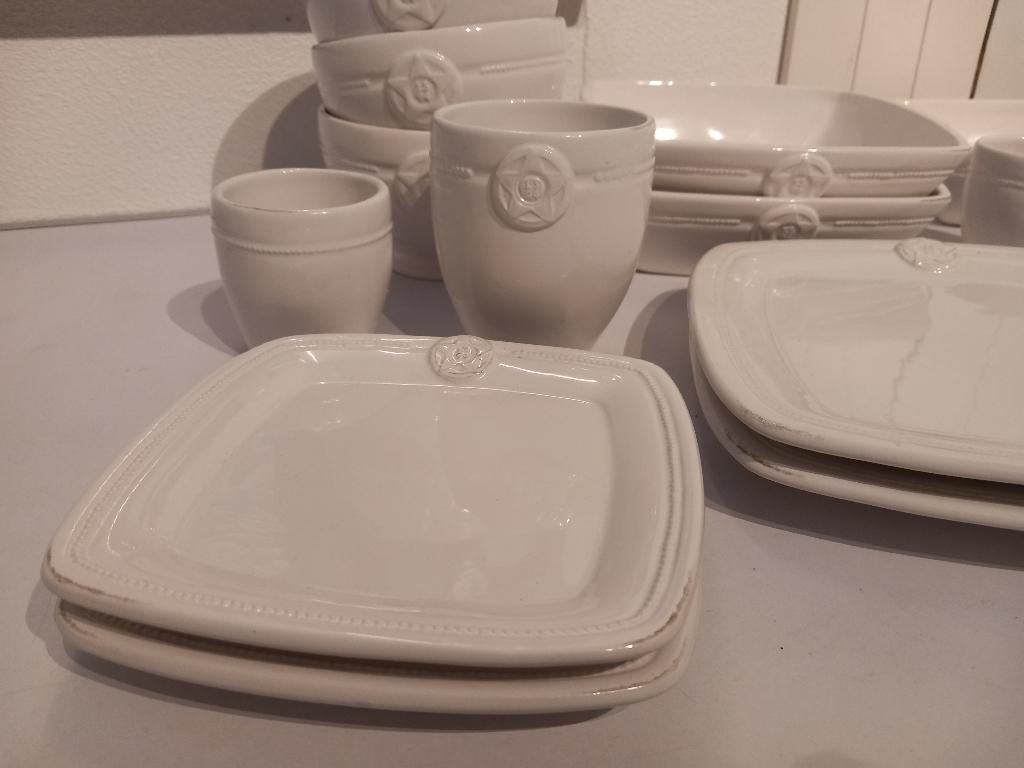 Lifestyle modern servies, Keramiek, Ophalen of Verzenden, Zo goed als nieuw, Overige stijlen