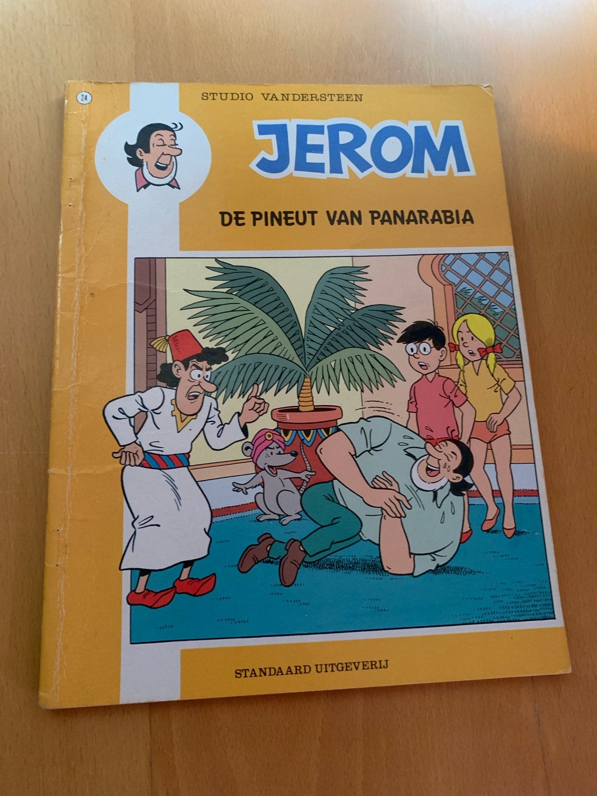 Jerom - De Pineut van Panarabia (Studio Vandersteen), Eén stripboek, Ophalen of Verzenden, Gelezen