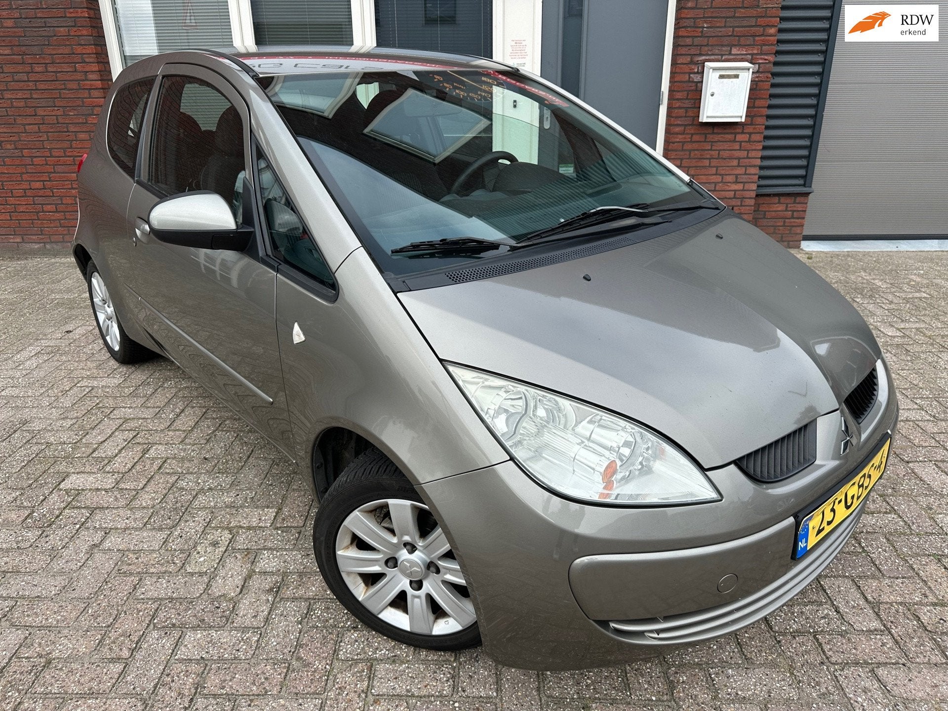 Mitsubishi Colt 1.3 Invite / Airco / NAP / LM, Auto's, Voorwielaandrijving, Stof, Gebruikt, Met garantie (alle)