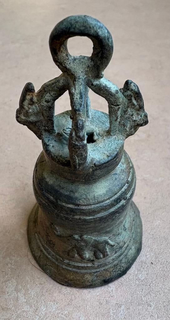 Antieke bronzen tempelbel, met olifantjes, Antiek en Kunst, Ophalen of Verzenden