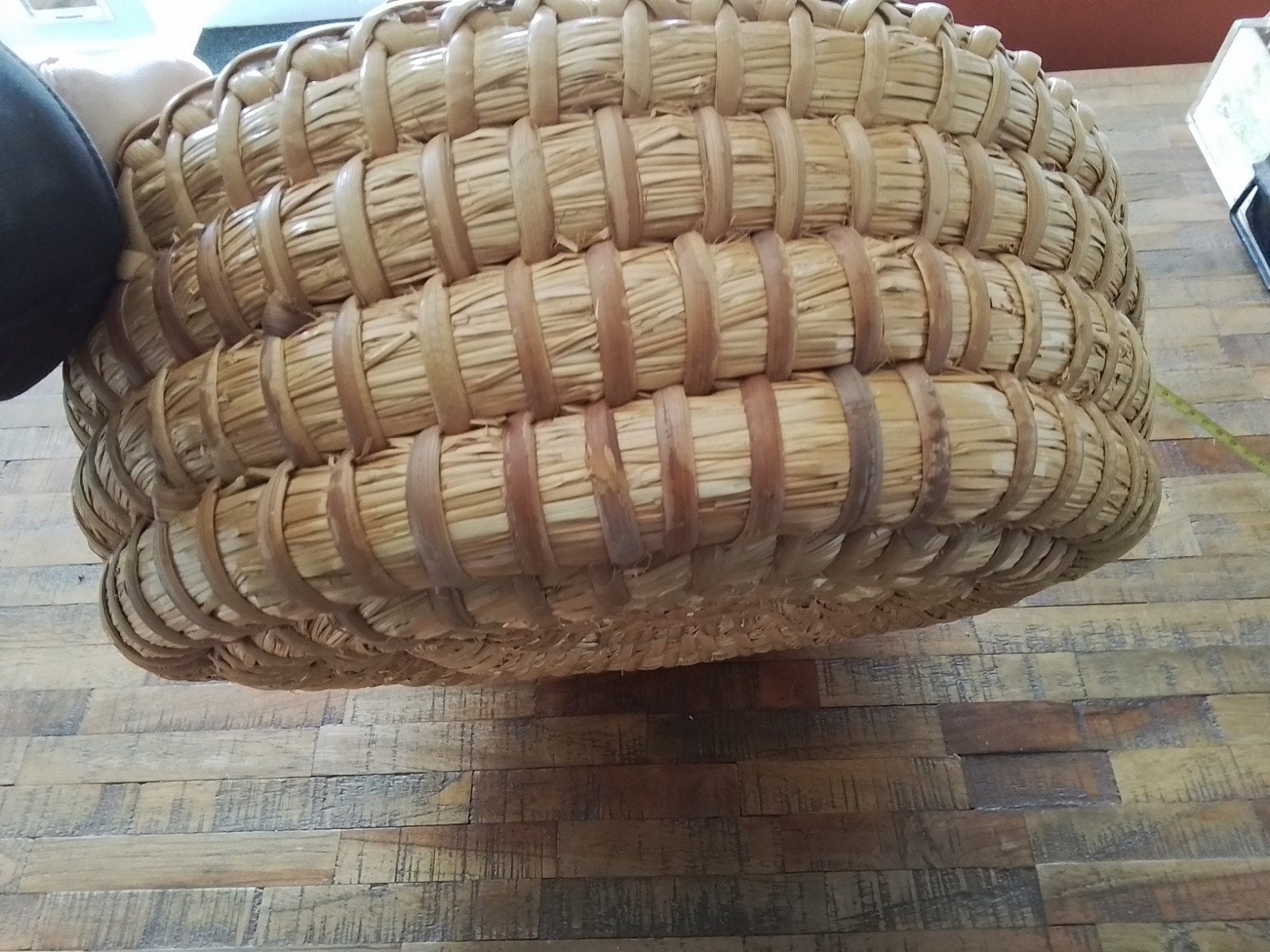 Decoratieve rieten mand - Handgemaakt, Ophalen of Verzenden