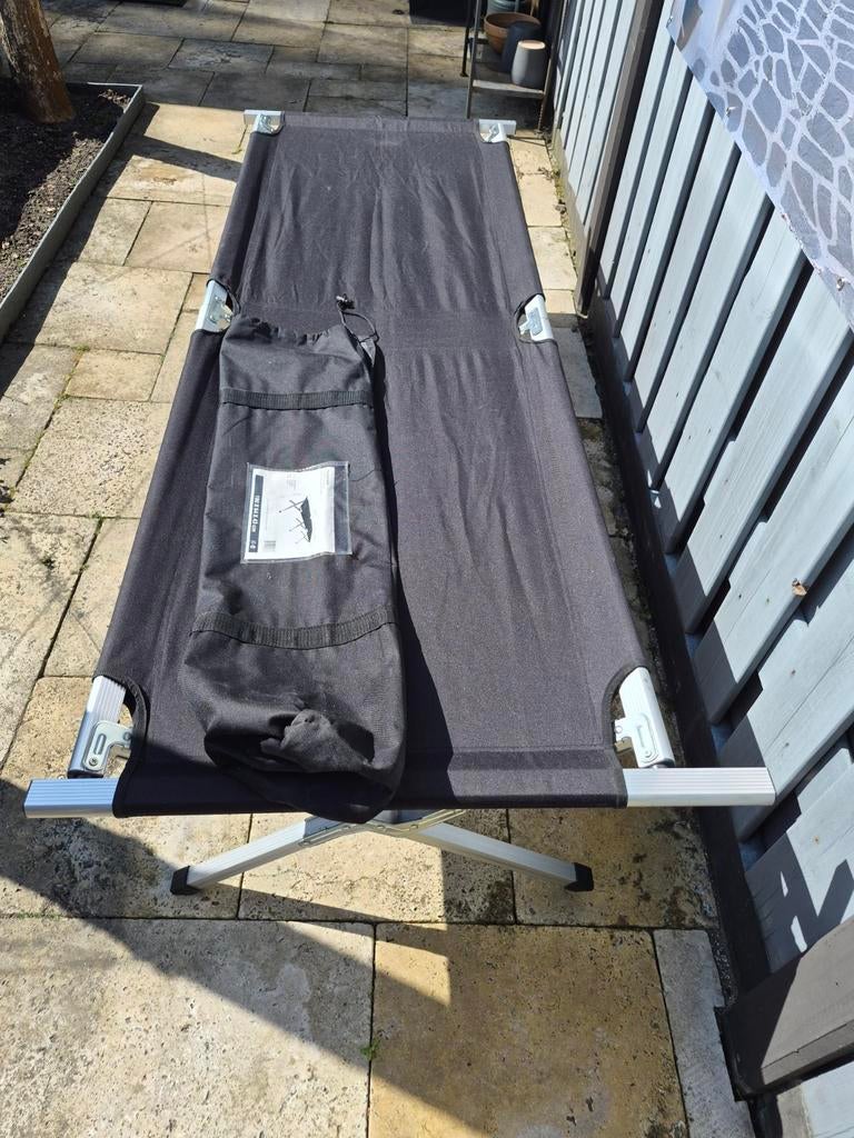 Nieuw Kampeerbed / Veldbed - Aluminium & Polyester, Ophalen
