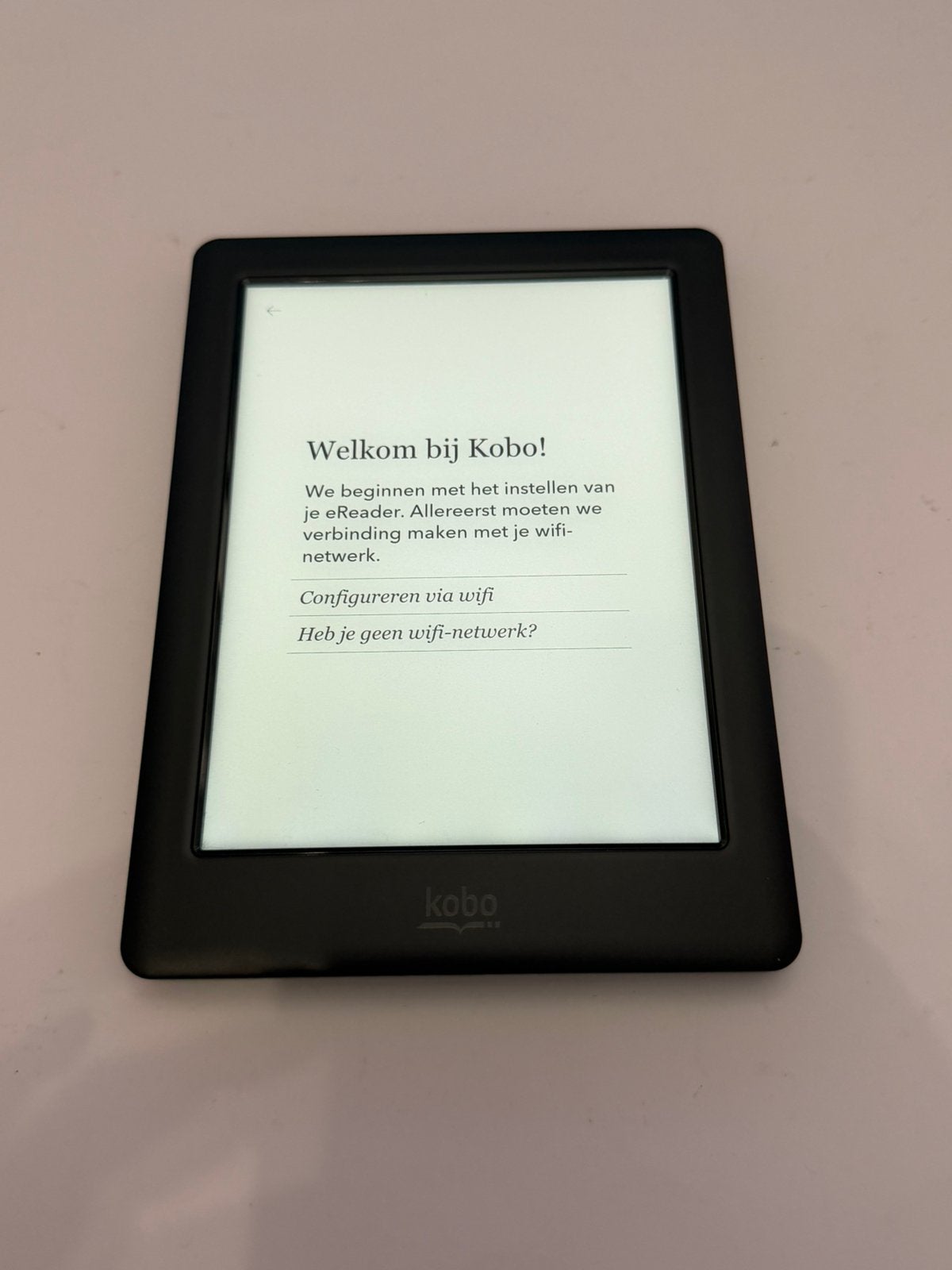Kobo Glo HD e-reader – nette staat met hoes, Kobo, Ophalen of Verzenden, Zo goed als nieuw, 4 GB of minder