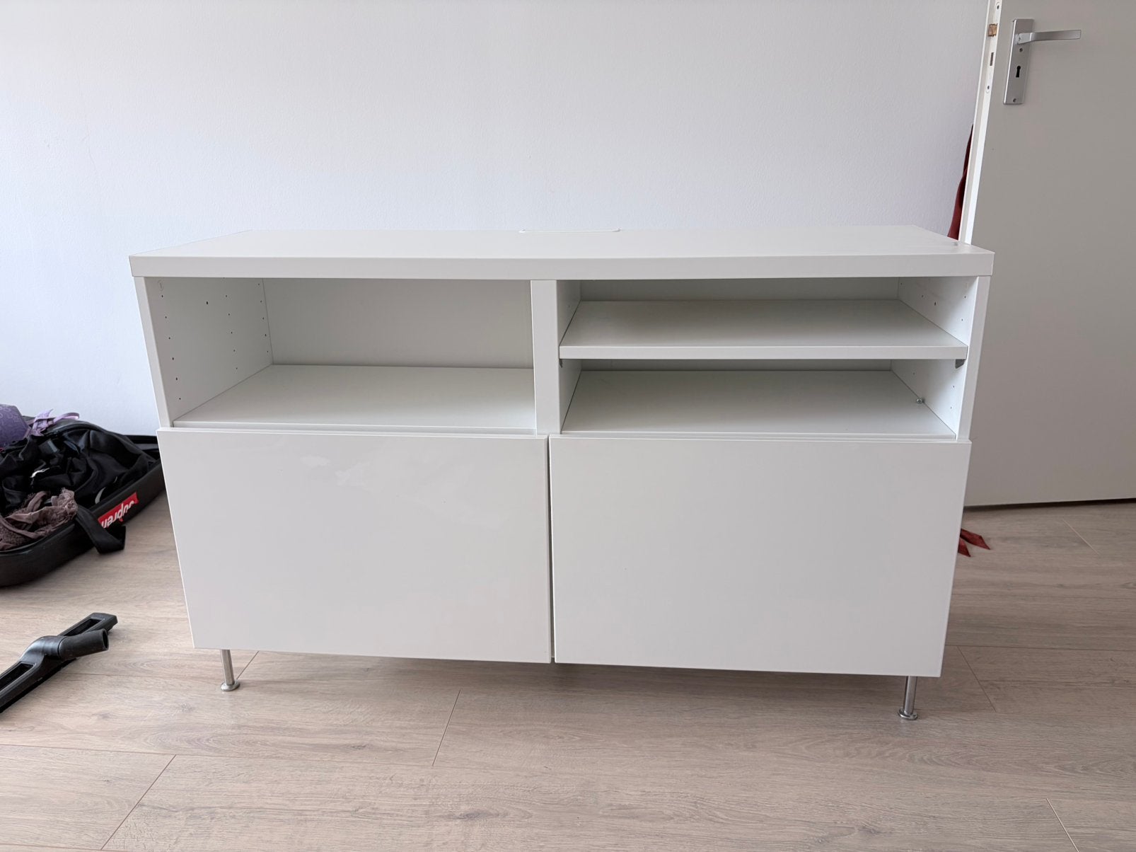 IKEA BESTA tv meubel wit, Ophalen, 100 tot 150 cm, Zo goed als nieuw, Minder dan 100 cm