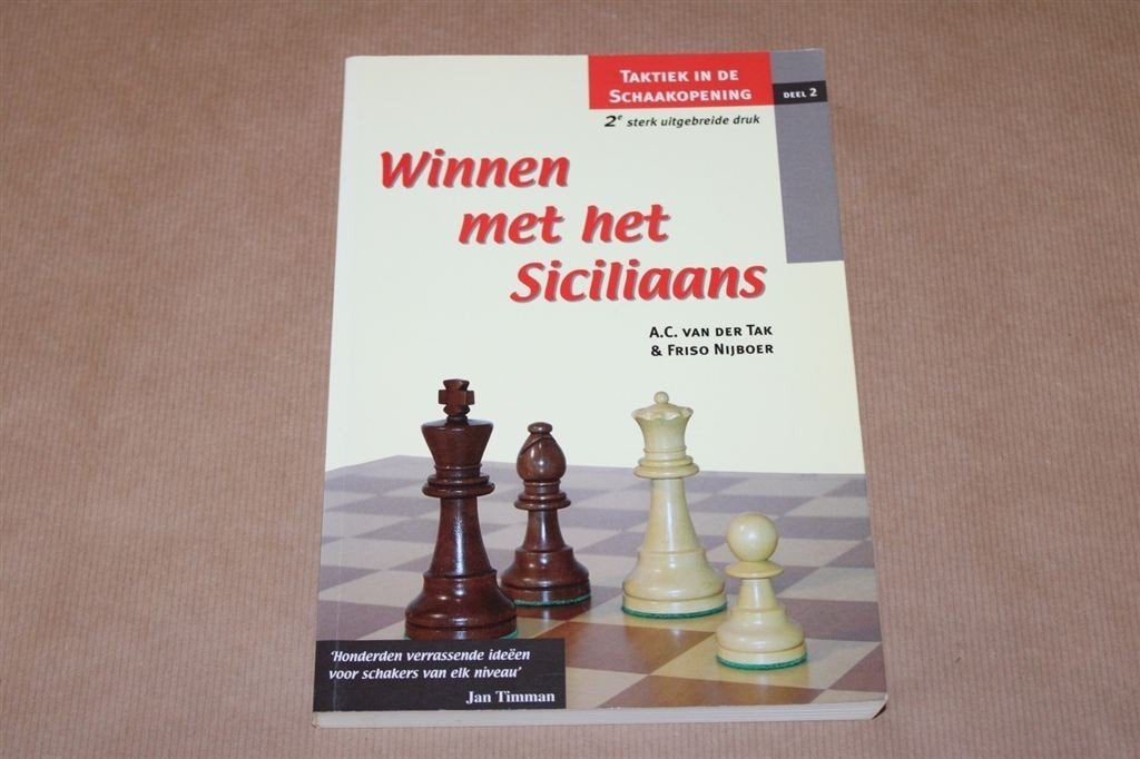 Winnen met het Siciliaans. Tactiek in schaakopening., Boeken, Ophalen of Verzenden, Zo goed als nieuw, Overige onderwerpen