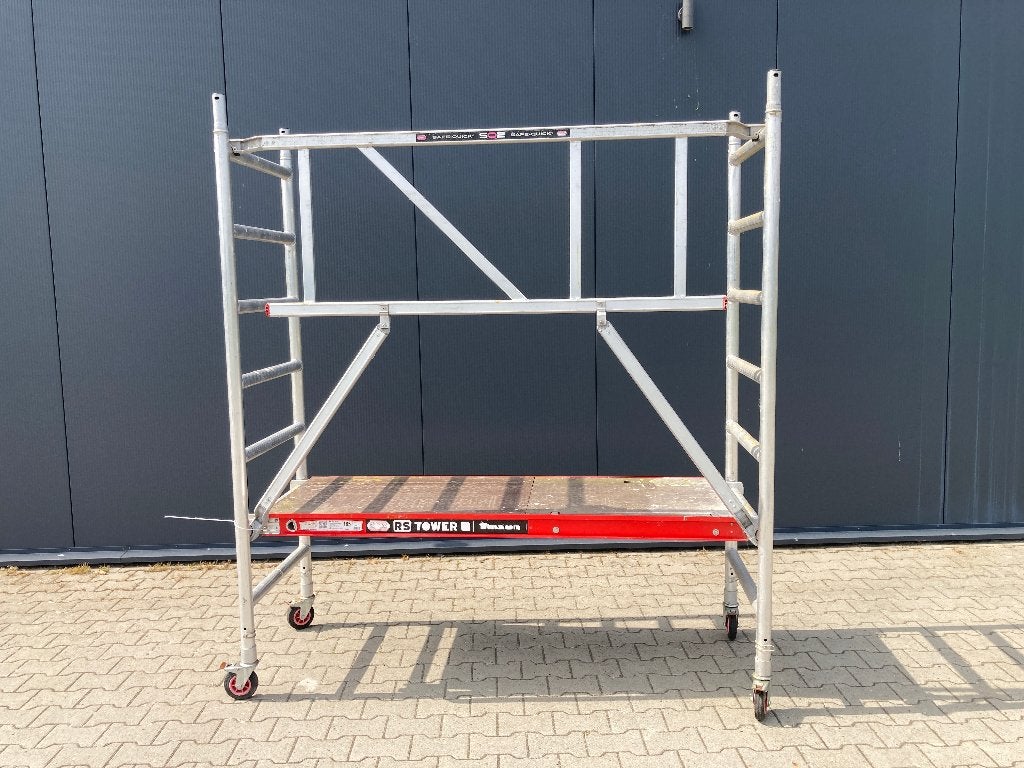 Altrex Kamersteiger met voorloopleuning, Doe-het-zelf en Verbouw, Ophalen, Zo goed als nieuw, Rolsteiger of Kamersteiger, 2 tot 5 meter