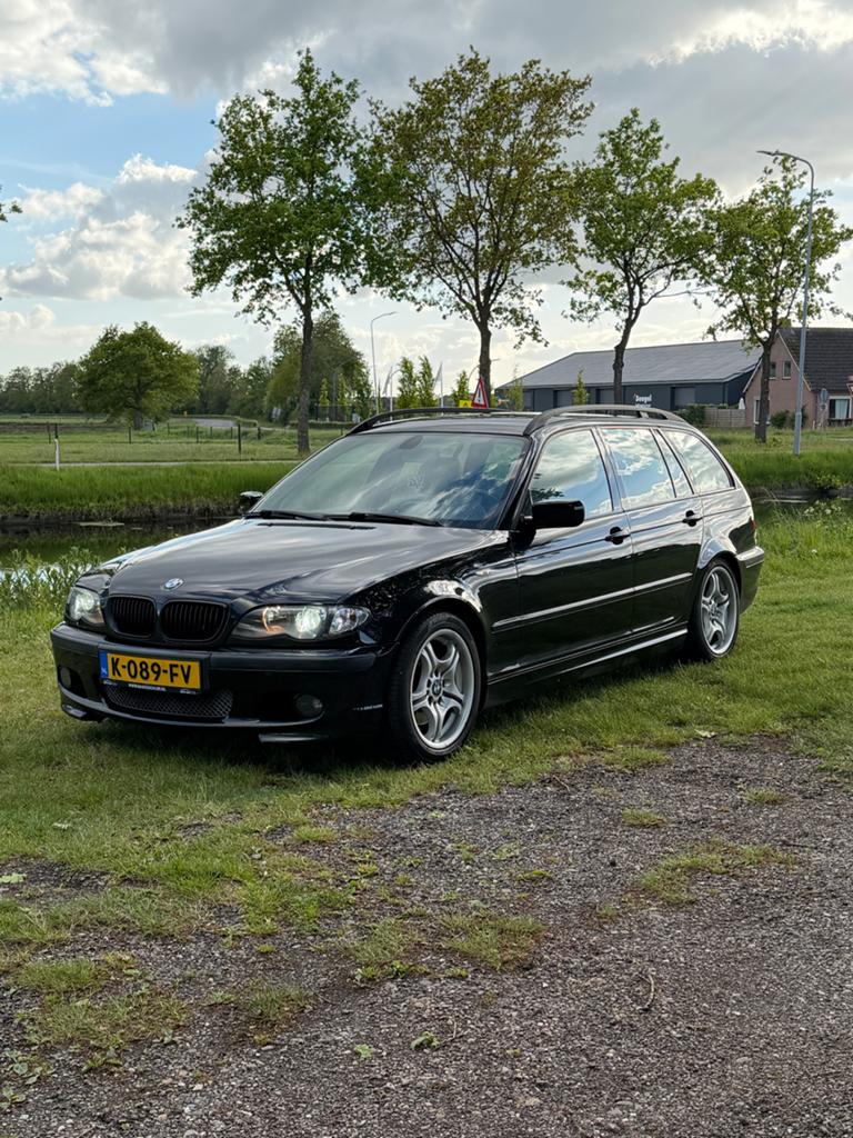 BMW 320i Touring 6-cilinder Origineel M-Pakket, Auto's, BMW, Particulier, 3-Serie, Benzine, F, Stationwagon, Automaat, Geïmporteerd