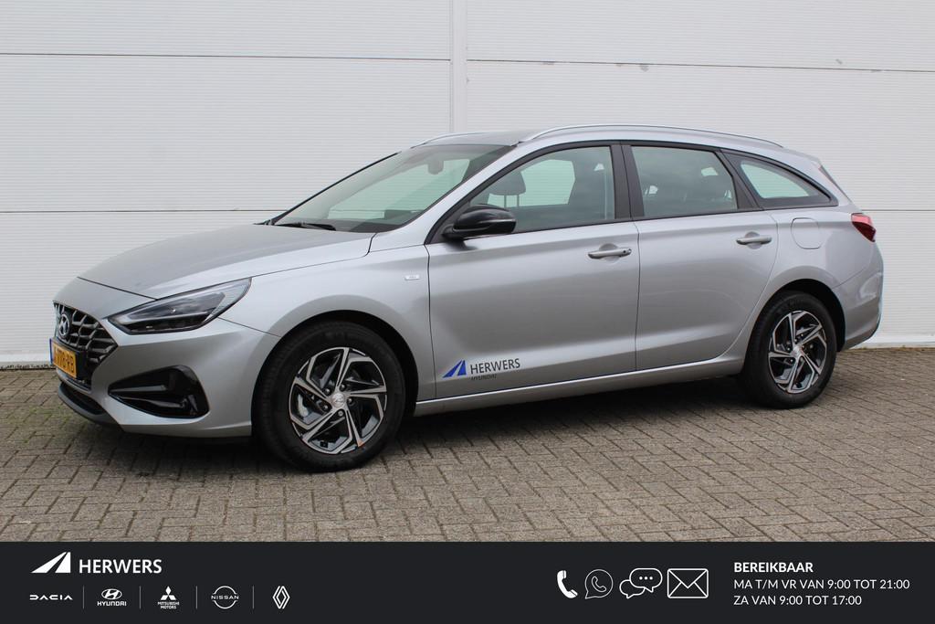 Hyundai i30 Wagon 1.0 T-GDi MHEV Comfort Smart / Navigatie +, Voorwielaandrijving, Stof, 1246 kg, Origineel Nederlands