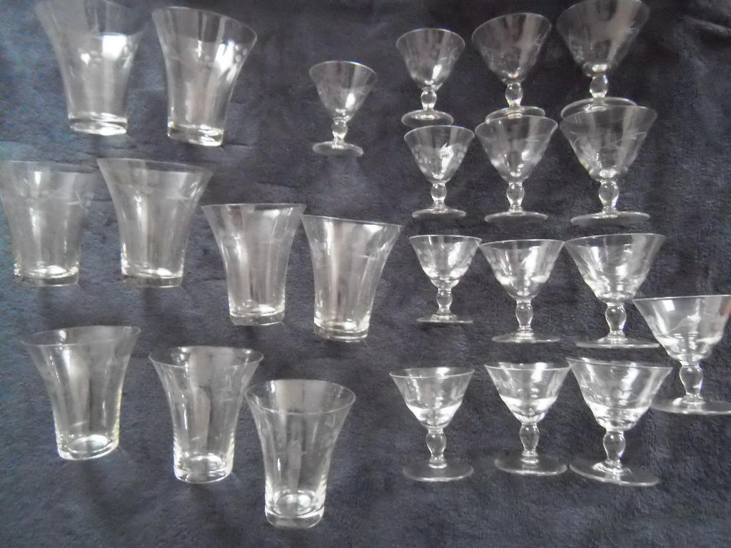 oud glas servies geslepen druiventros vintage, Antiek en Kunst, Antiek | Glas en Kristal, Ophalen of Verzenden