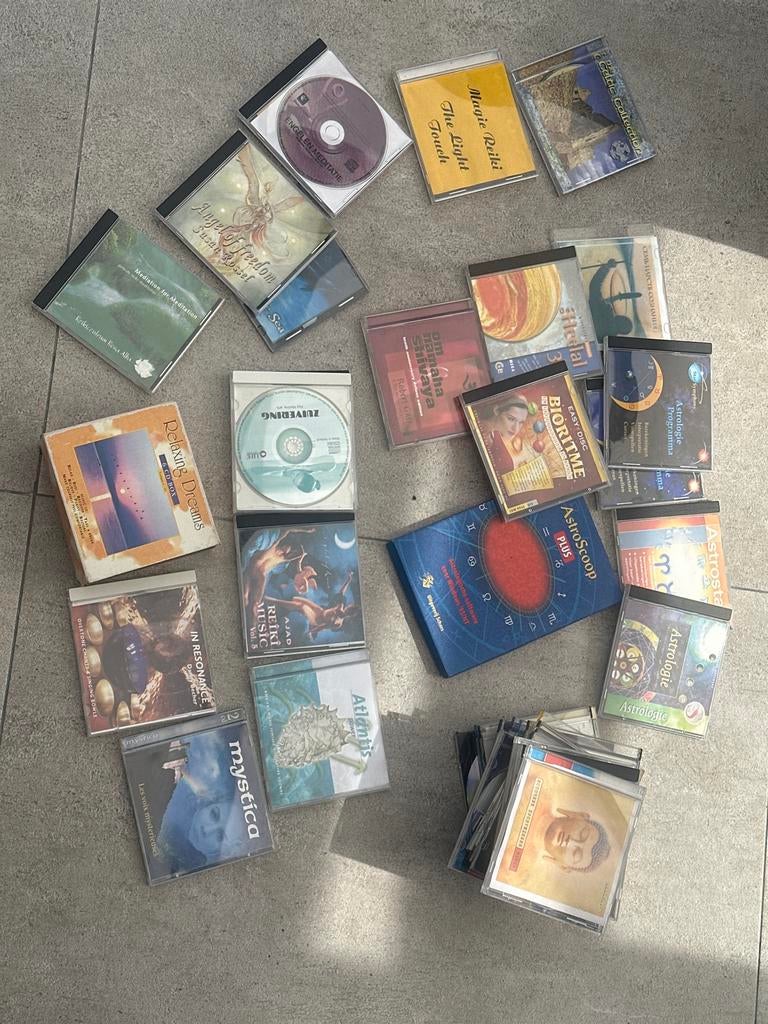 Collectie spirituele muziek, meditaties & astrologie CD's, Cd's en Dvd's, Cd's | Meditatie en Spiritualiteit, Gebruikt, Ophalen of Verzenden
