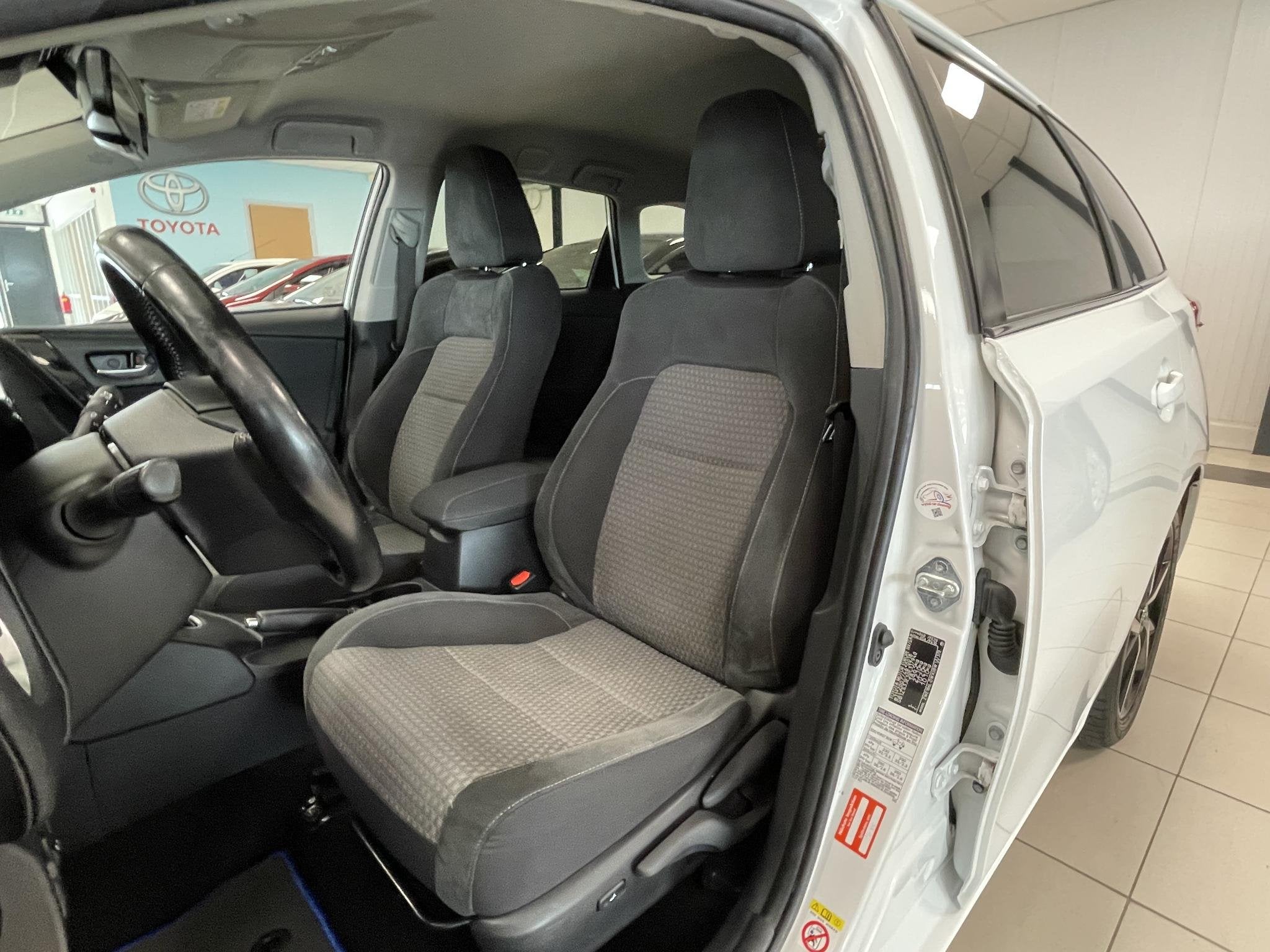 Toyota Auris Touring Sports 1.8 Hybrid Dynamic, Auto's, Dealer onderhouden, Gebruikt, Euro 6, Wit