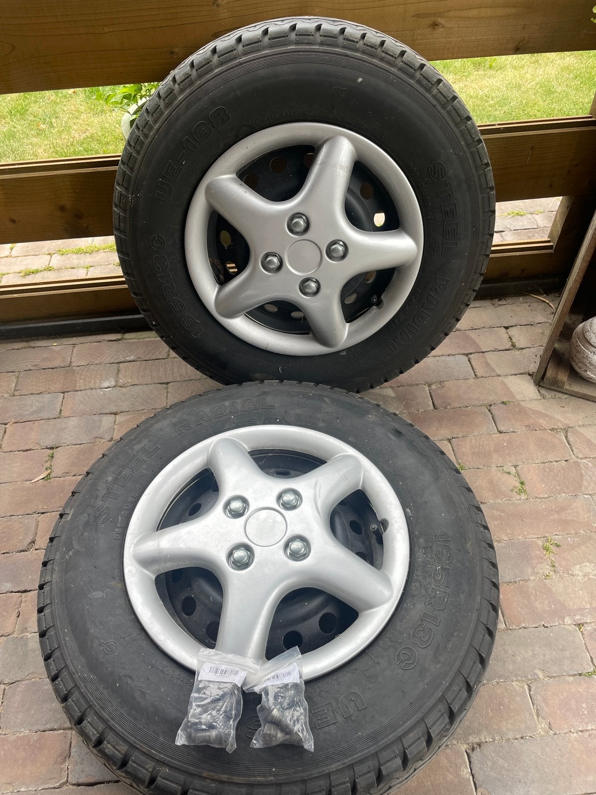 Titel: 2x Caravanbanden / wielen 165R13C Maxxis UE-168, Ophalen, Zomerbanden