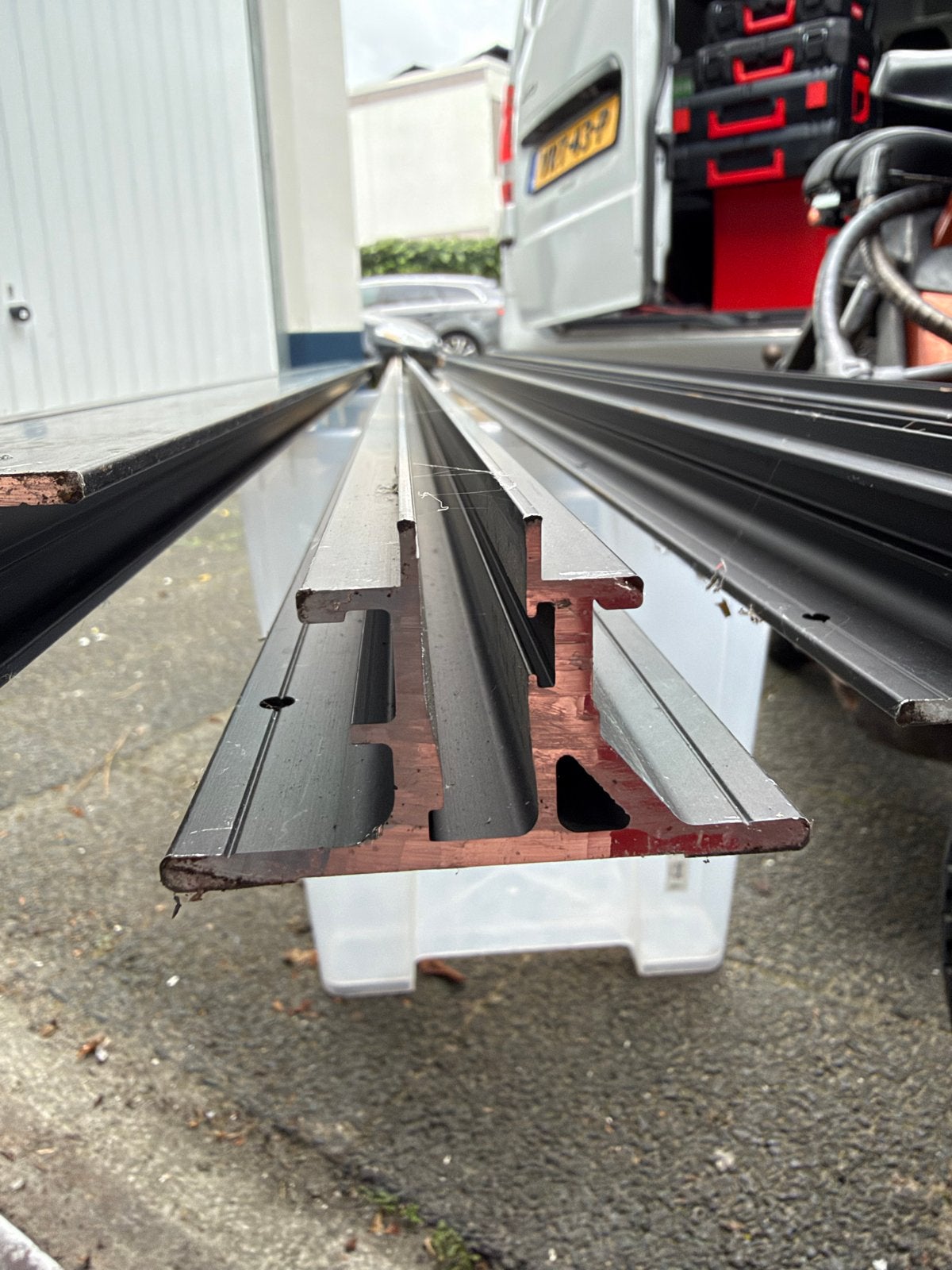 4 aluminium profielen van 1,47 meter lang, Ophalen of Verzenden, Gebruikt, Aluminium