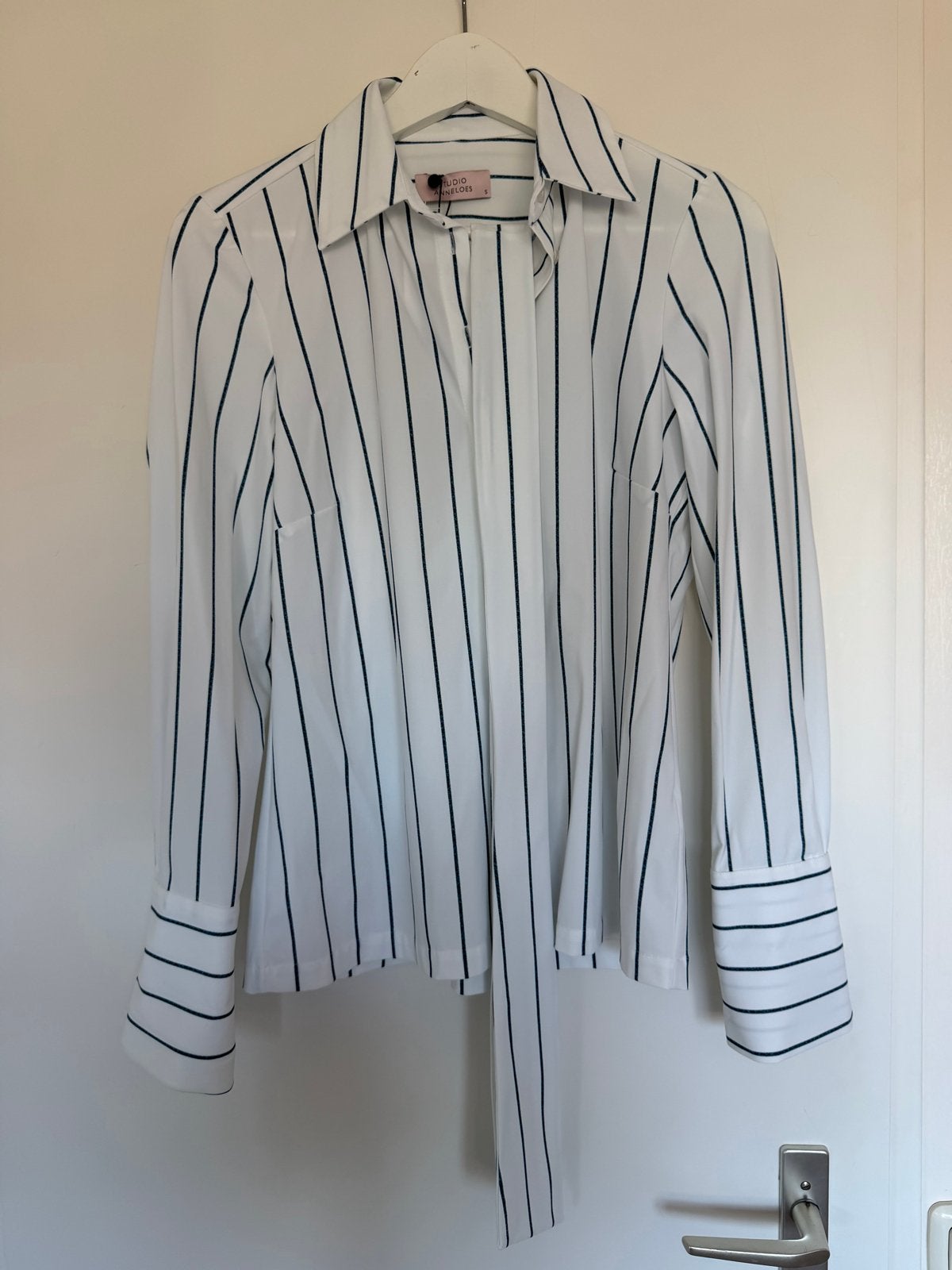 Nieuw! Studio Anneloes Nena Pinstripe Blouse S, Ophalen of Verzenden, Nieuw, Maat 36 (S), Wit