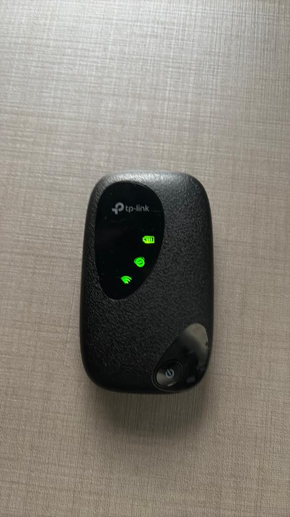 TP-Link M7010 4G LTE Mobiele Wi-Fi Router, Ophalen of Verzenden, Gebruikt, Router